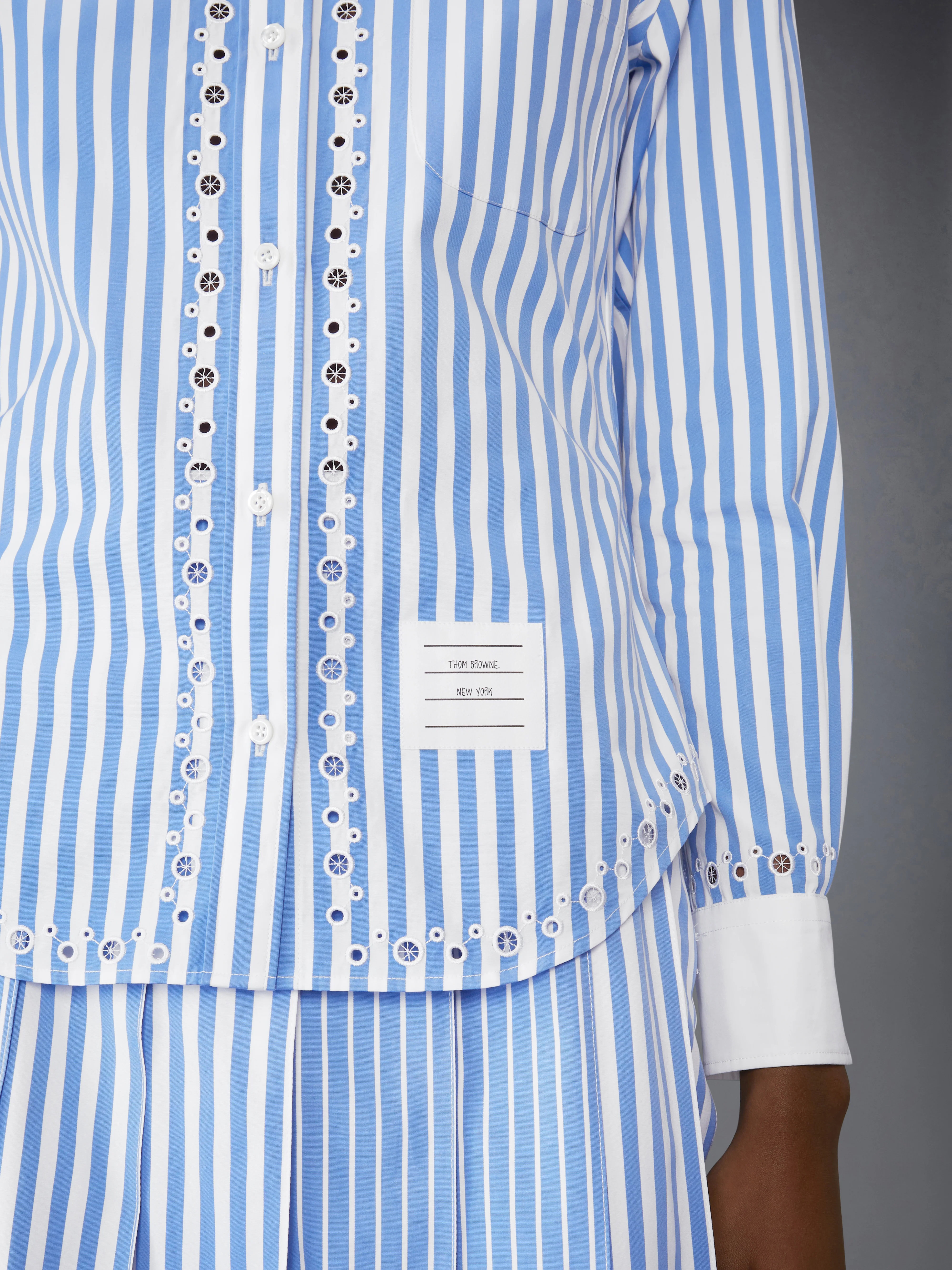 2486-awning-striped-poplin-classic-long-sleeve-shirt-5.webp AWNING STRIPED POPLIN CLASSIC LONG SLEEVE SHIRT