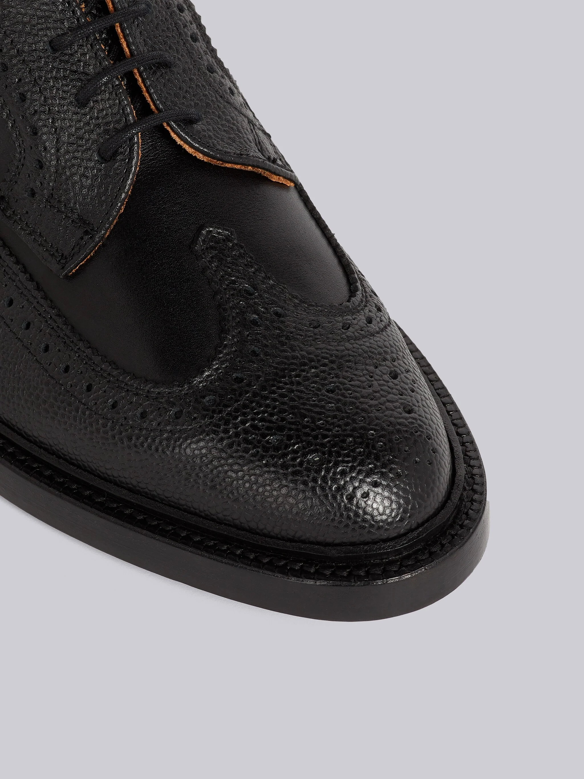2511-black-pebbled-calfskin-mix-longwing-brogue-5.webp BLACK PEBBLED CALFSKIN MIX LONGWING BROGUE