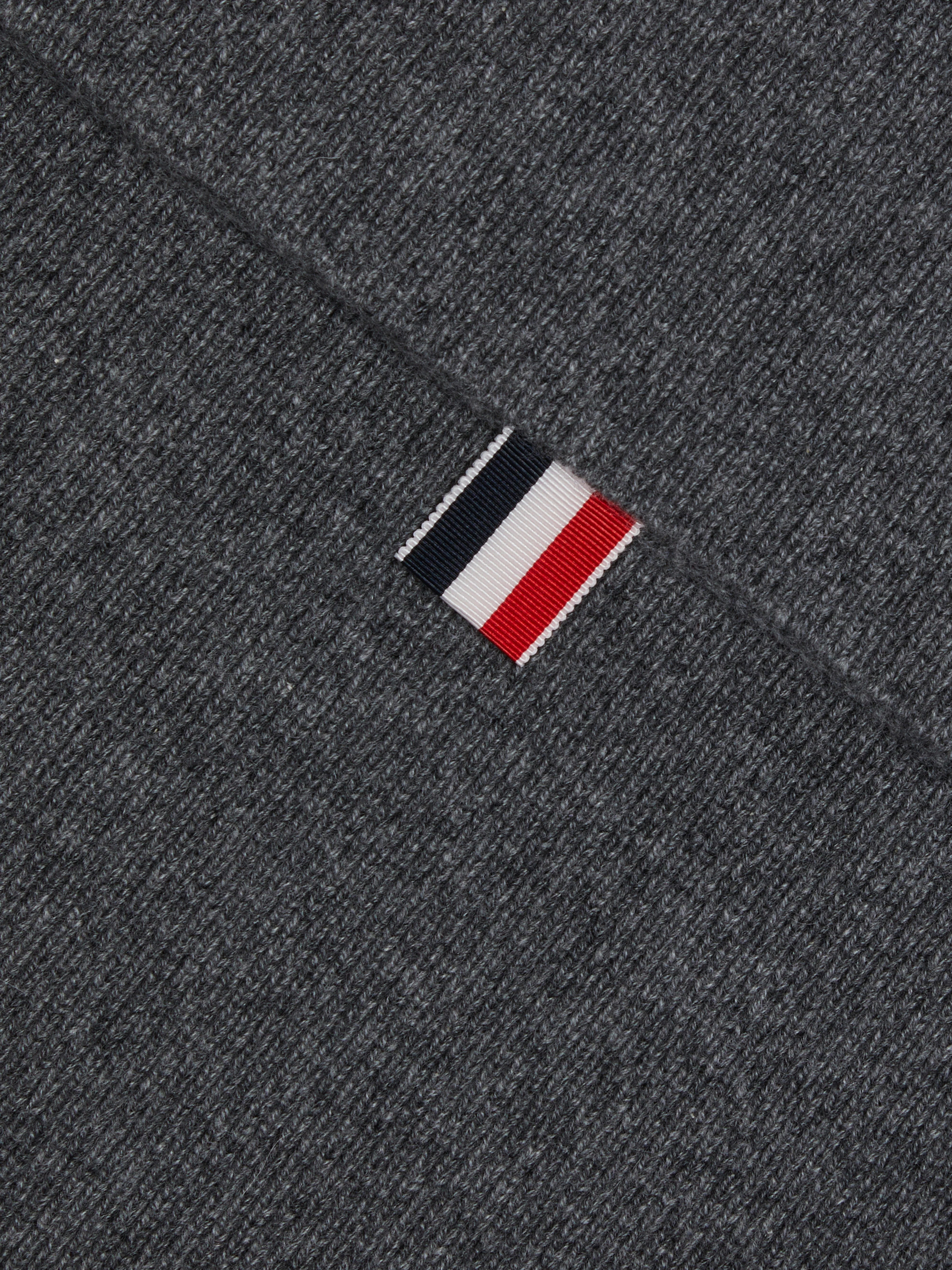 3151-cashmere-rib-4-bar-scarf-3.webp CASHMERE RIB 4-BAR SCARF
