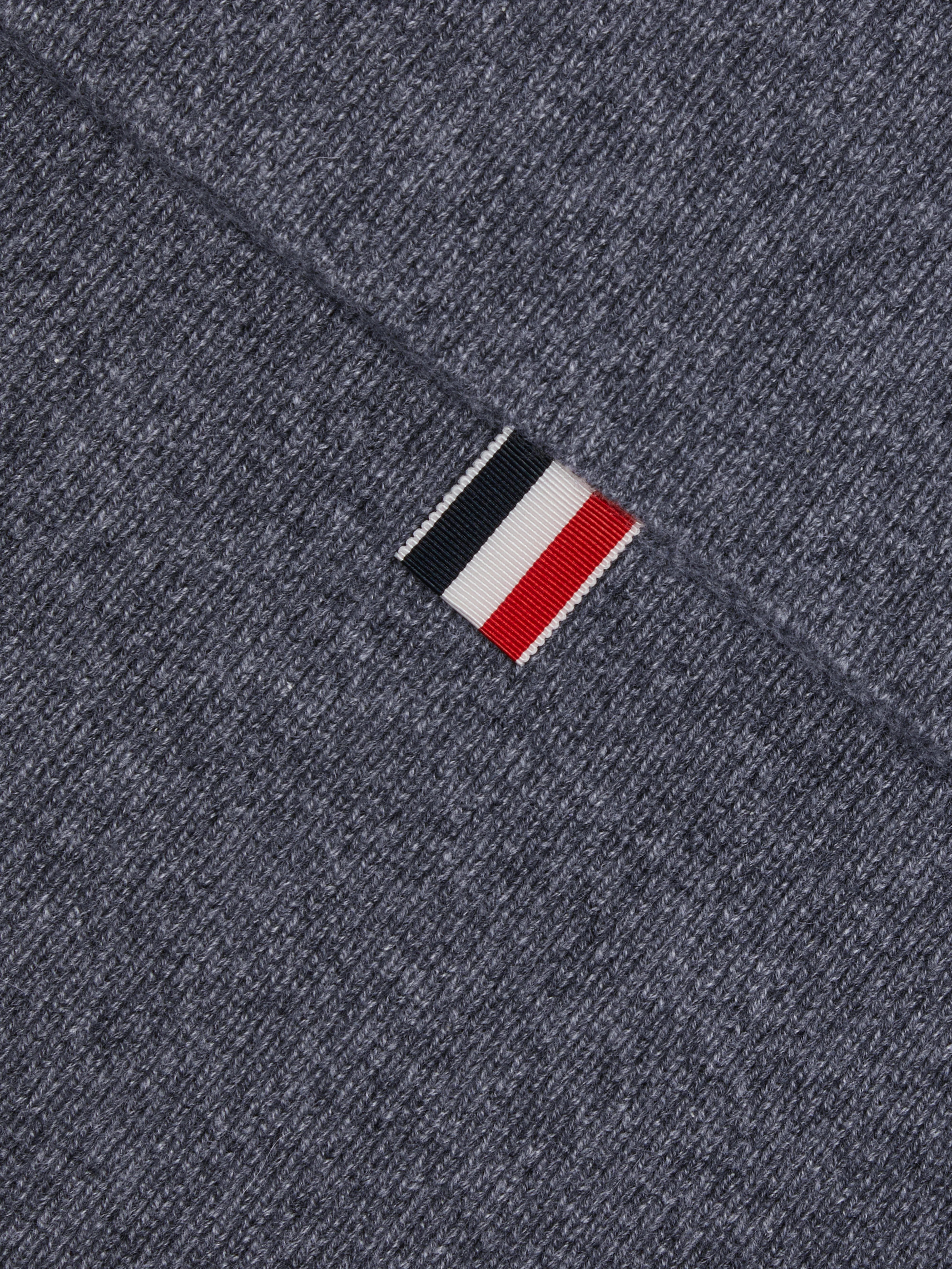 3153-cashmere-rib-4-bar-scarf-3.webp CASHMERE RIB 4-BAR SCARF