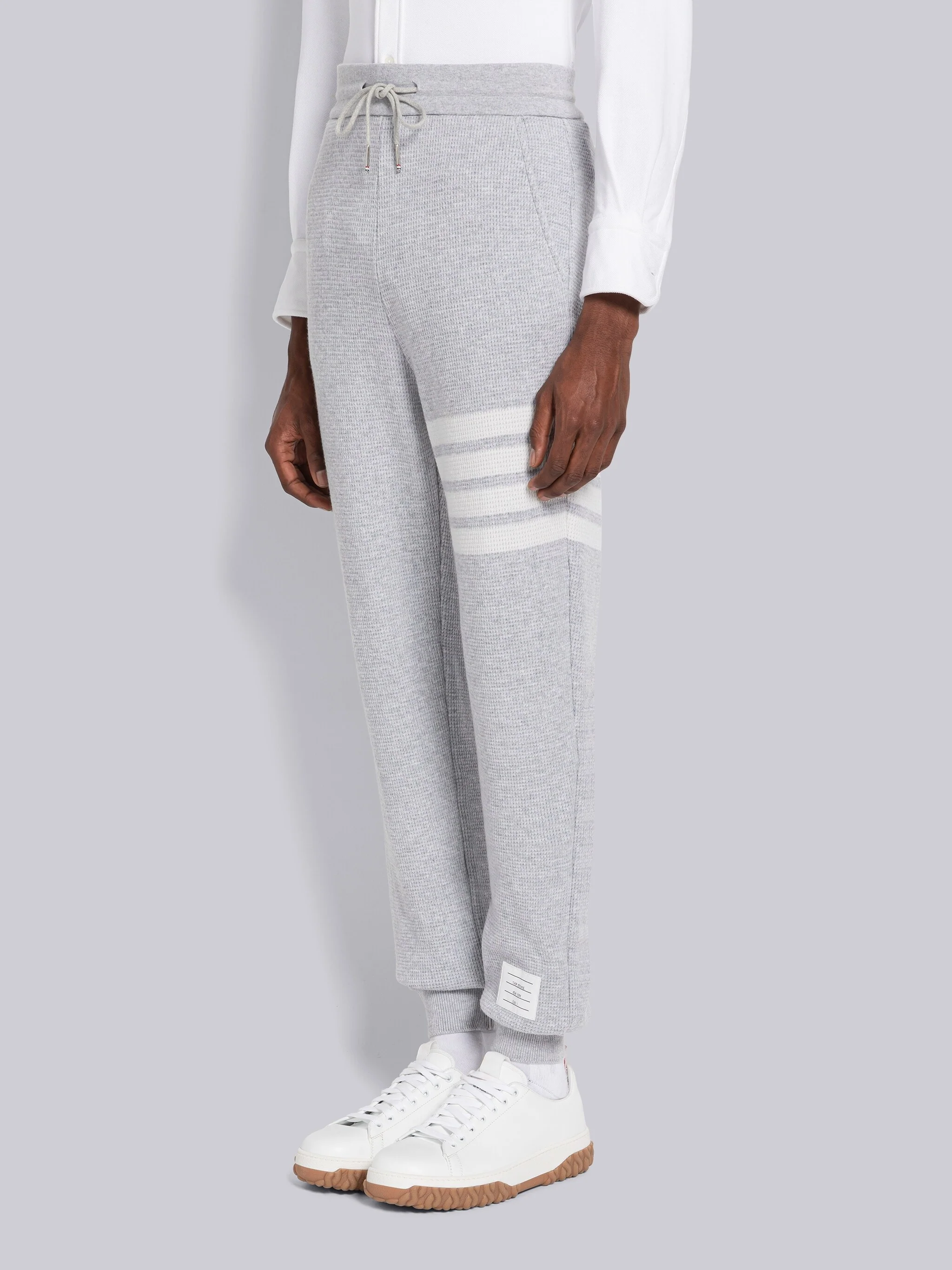 3243-cashmere-waffle-4-bar-sweatpants-5.webp CASHMERE WAFFLE 4-BAR SWEATPANTS