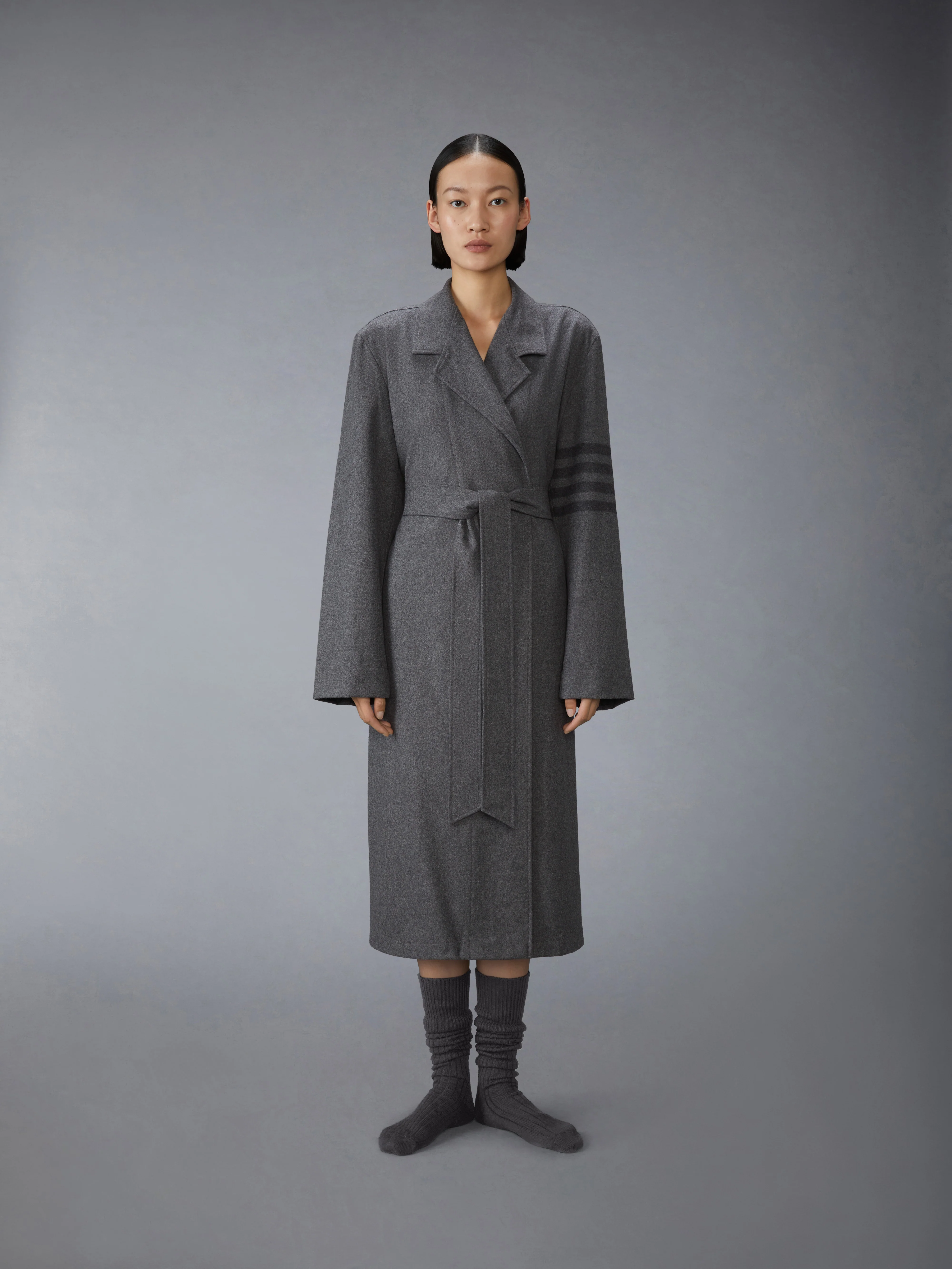 3275-cashmere-wool-4-bar-dressing-gown-5.webp CASHMERE WOOL 4-BAR DRESSING GOWN