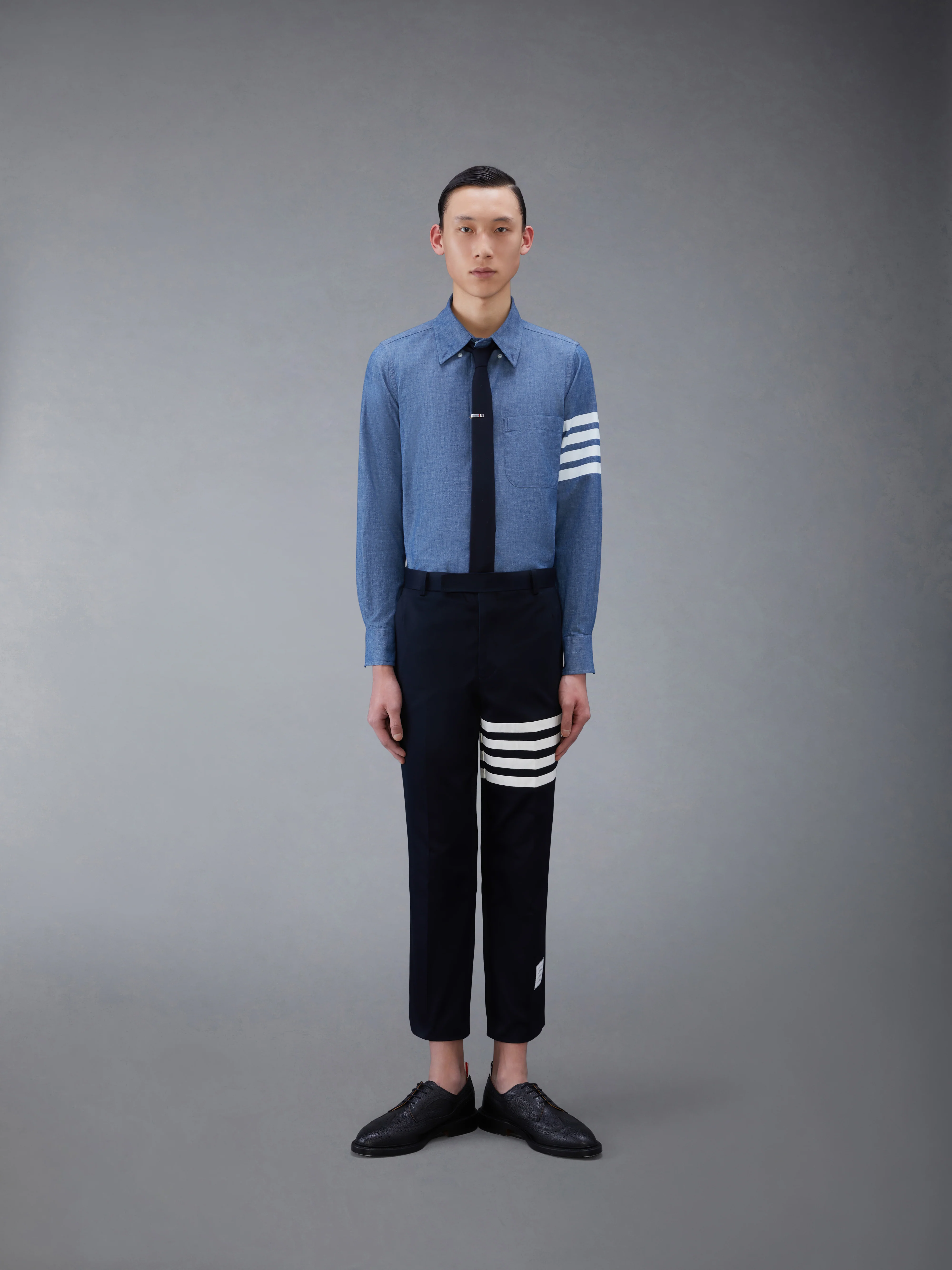 3287-chambray-4-bar-shirt-4.webp CHAMBRAY 4-BAR SHIRT