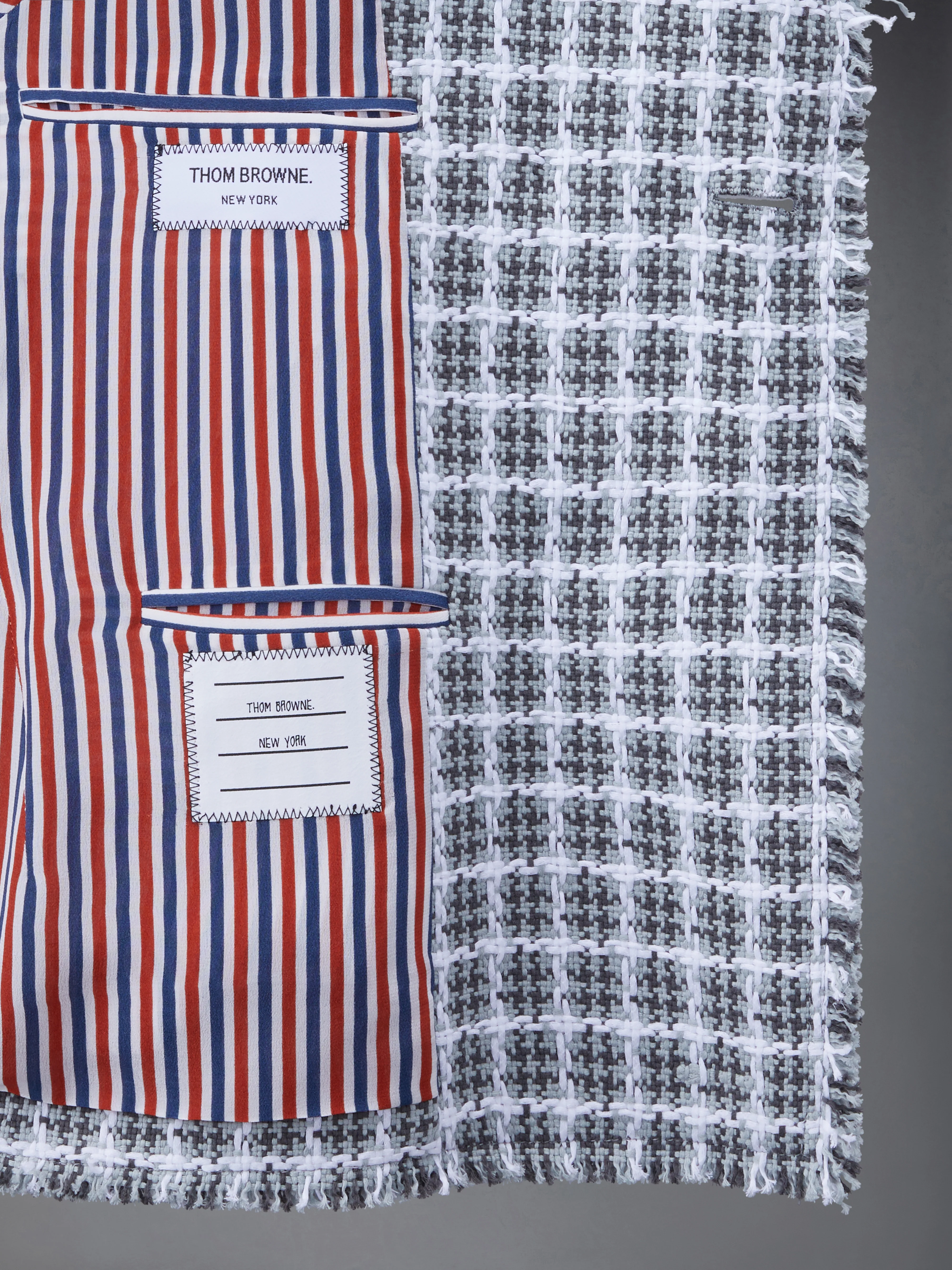 3326-check-summer-tweed-fray-cropped-sack-sport-coat-5.webp CHECK SUMMER TWEED FRAY CROPPED SACK SPORT COAT