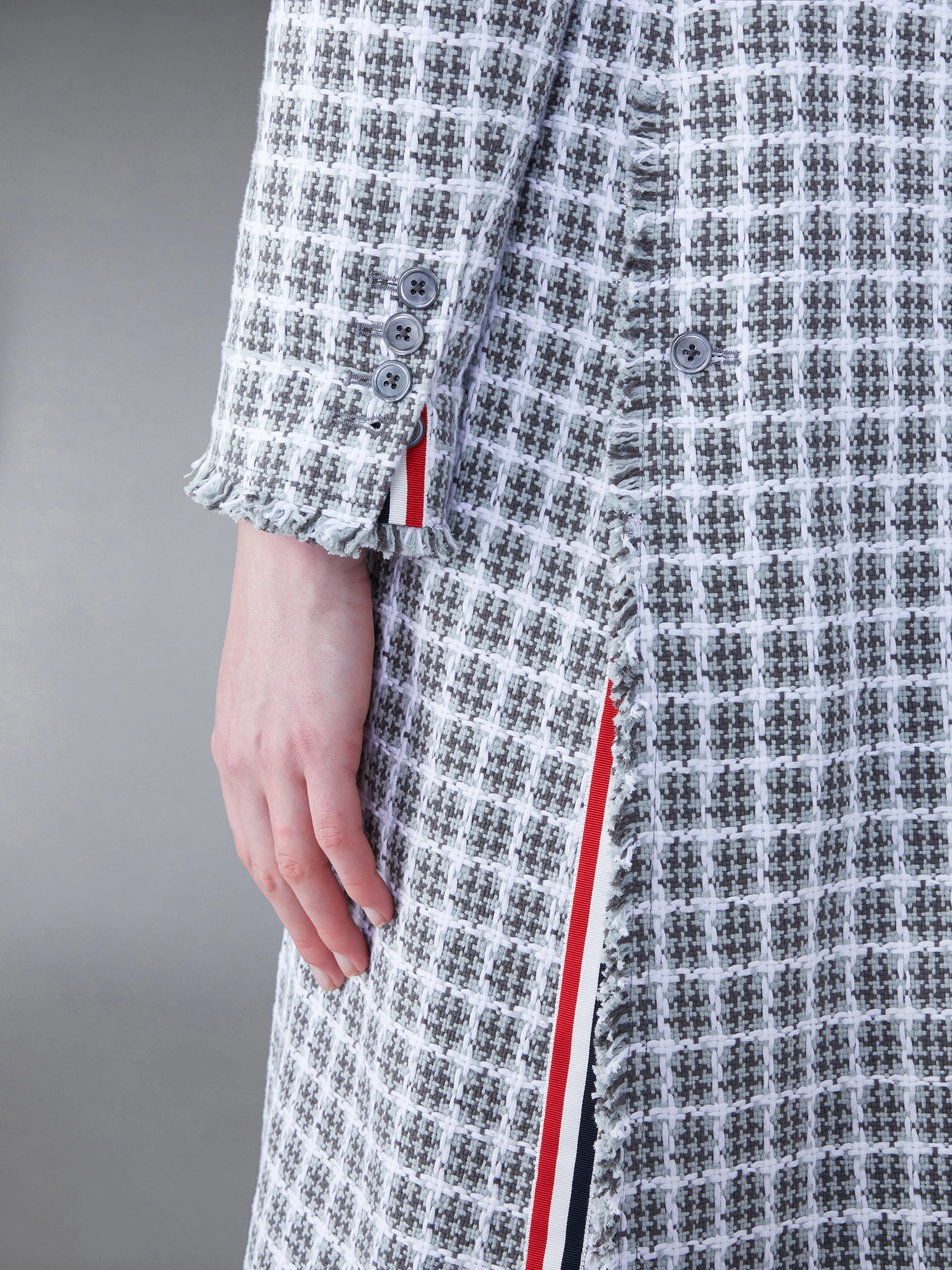 3350-check-summer-tweed-fray-wide-lapel-overcoat-4.webp CHECK SUMMER TWEED FRAY WIDE LAPEL OVERCOAT