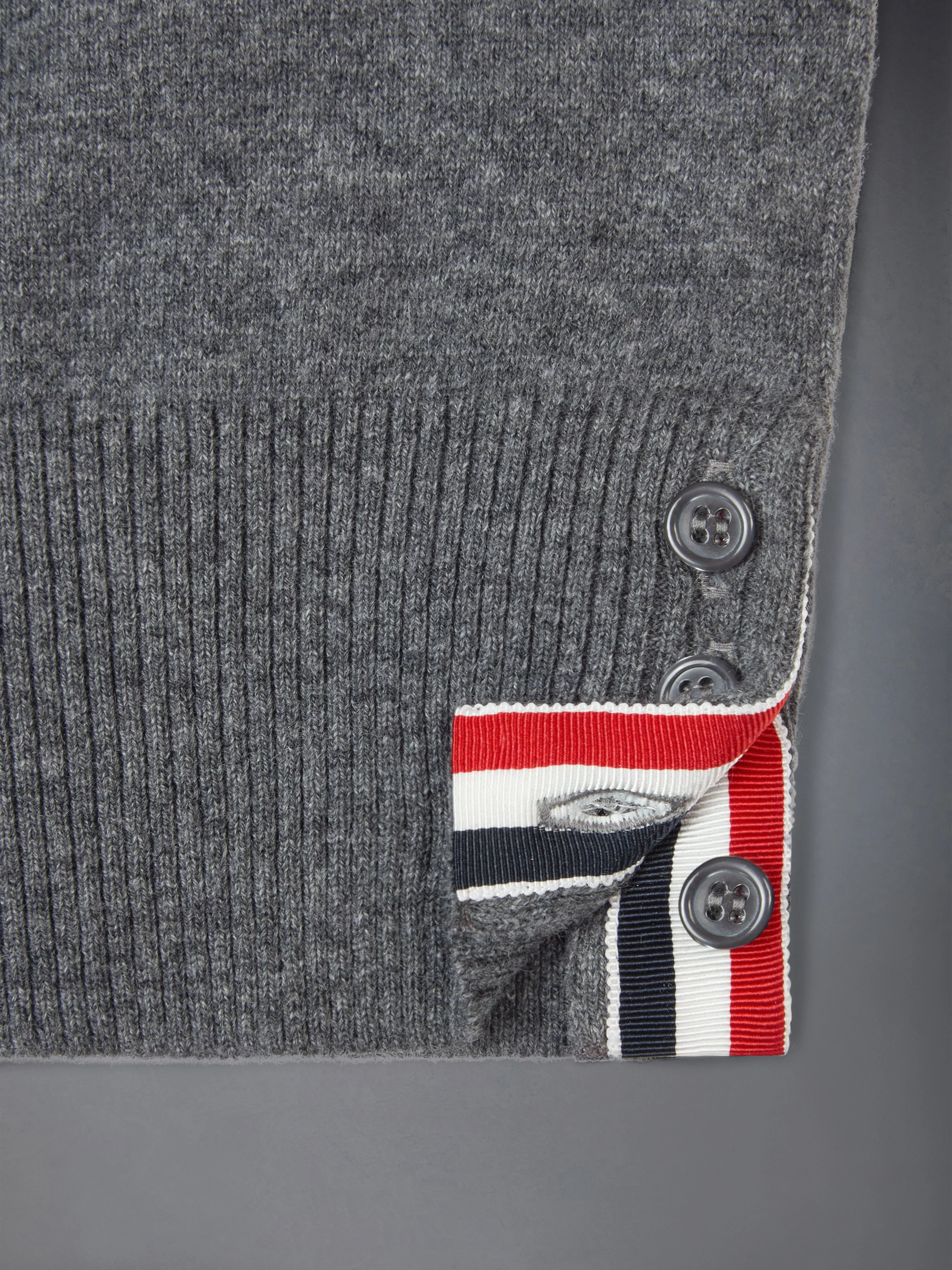 3396-children-s-cashmere-4-bar-classic-crewneck-pullover-5.webp CHILDREN'S CASHMERE 4-BAR CLASSIC CREWNECK PULLOVER