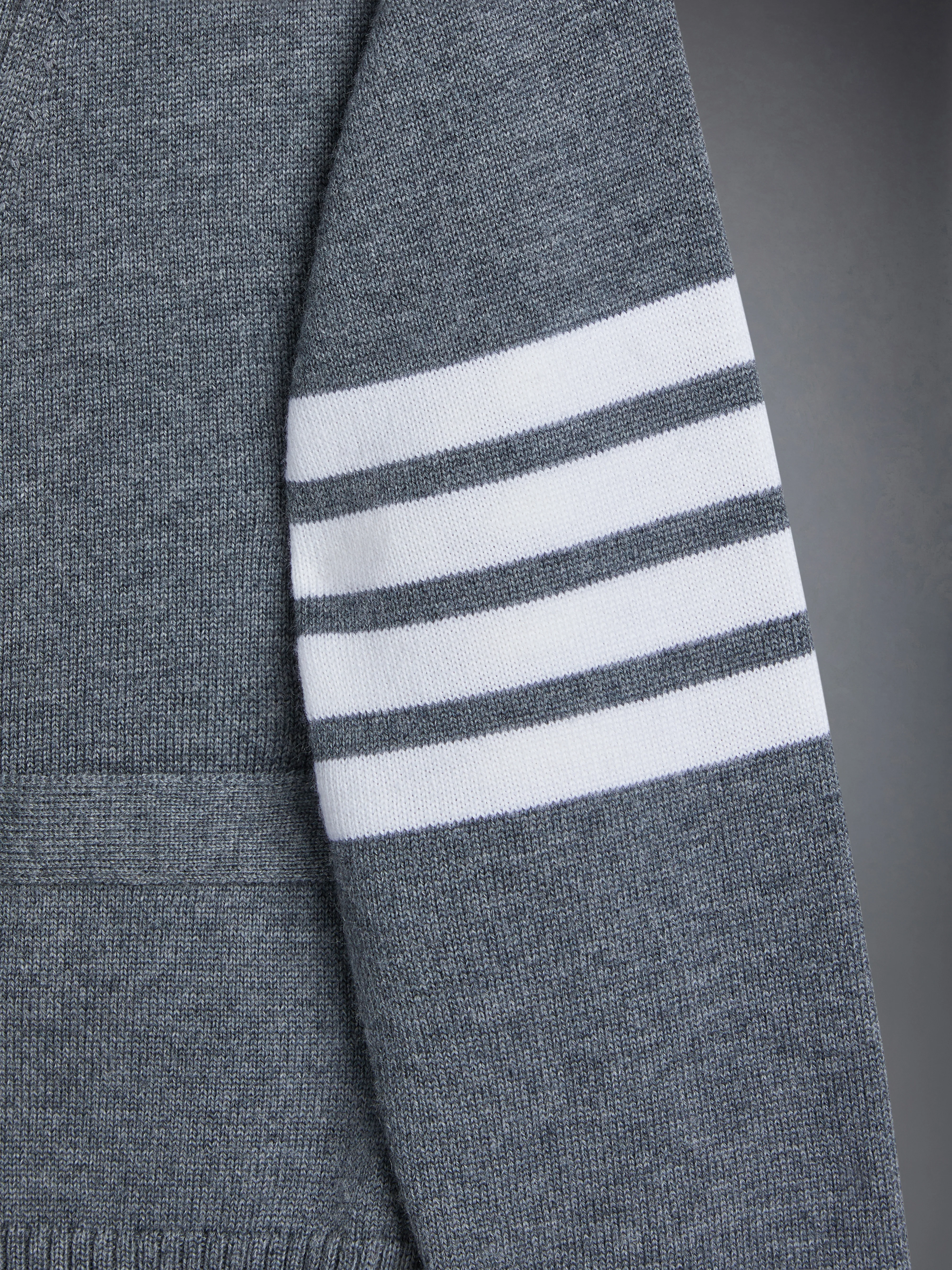 3801-children-s-wool-cashmere-4-bar-hector-classic-cardigan-3.webp CHILDREN'S WOOL CASHMERE 4-BAR HECTOR CLASSIC CARDIGAN