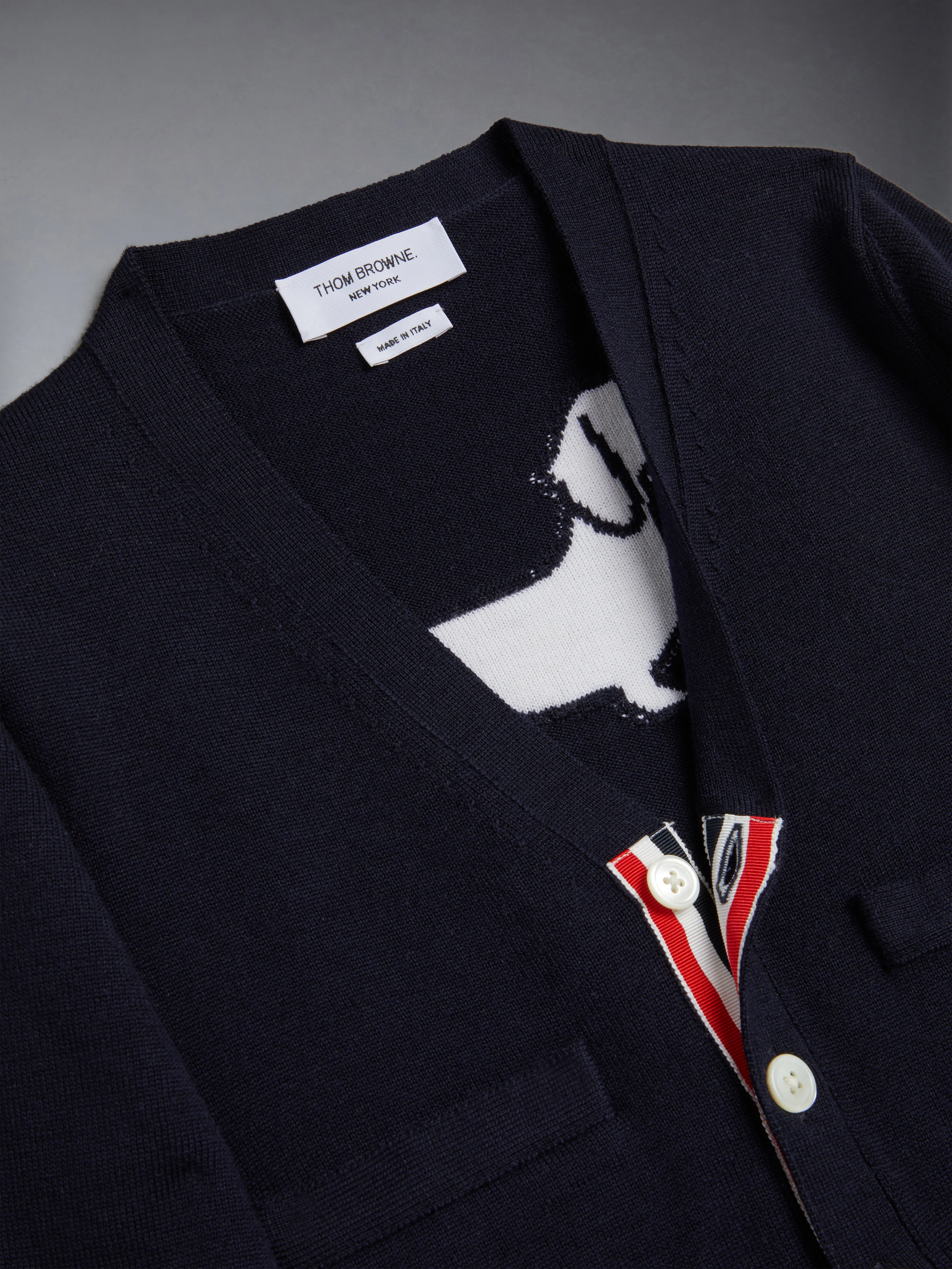 3808-children-s-wool-cashmere-4-bar-hector-classic-cardigan-3.webp CHILDREN'S WOOL CASHMERE 4-BAR HECTOR CLASSIC CARDIGAN