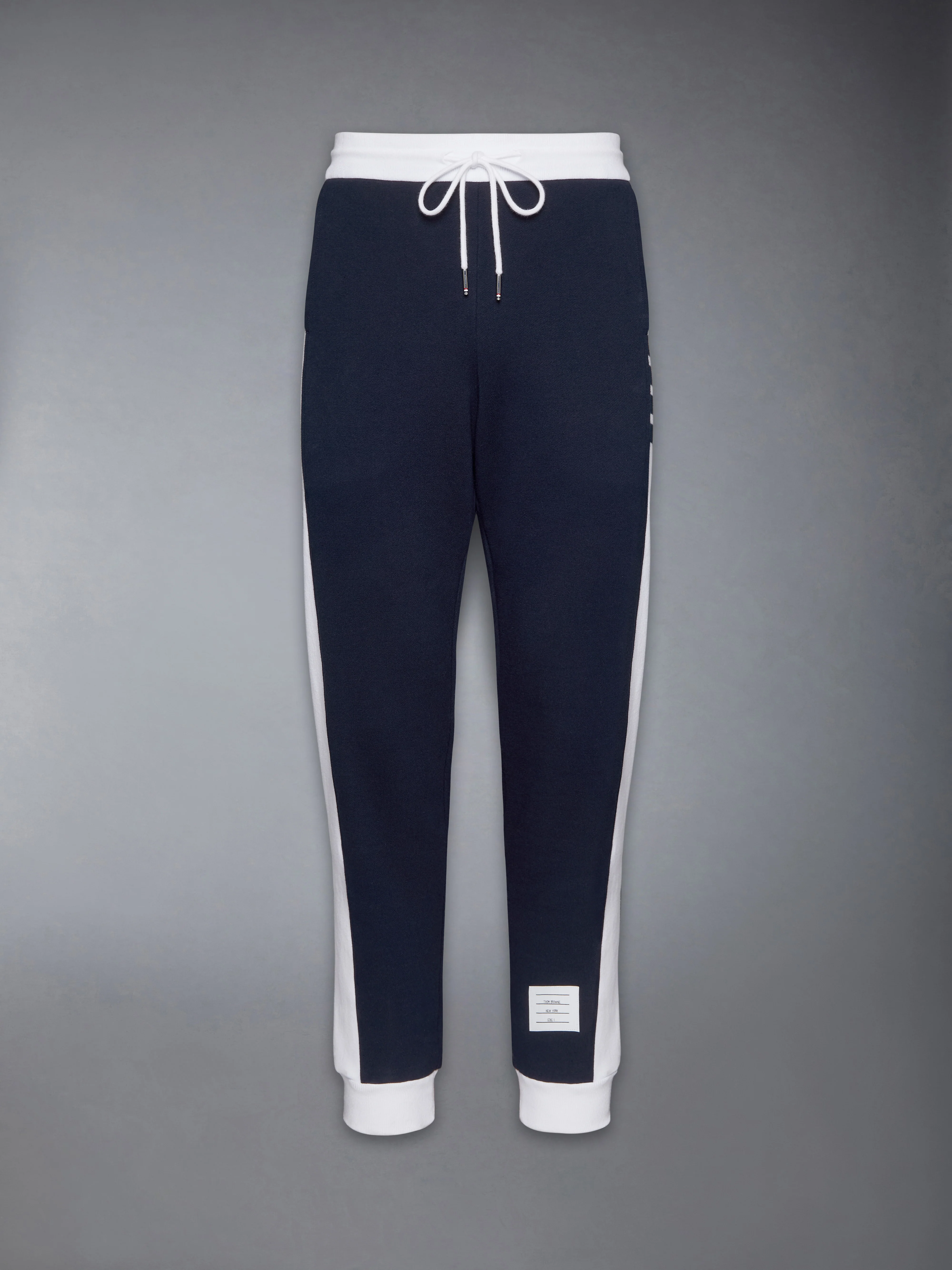 3880-classic-4-bar-jersey-loopback-sweatpants-6.webp CLASSIC 4-BAR JERSEY LOOPBACK SWEATPANTS