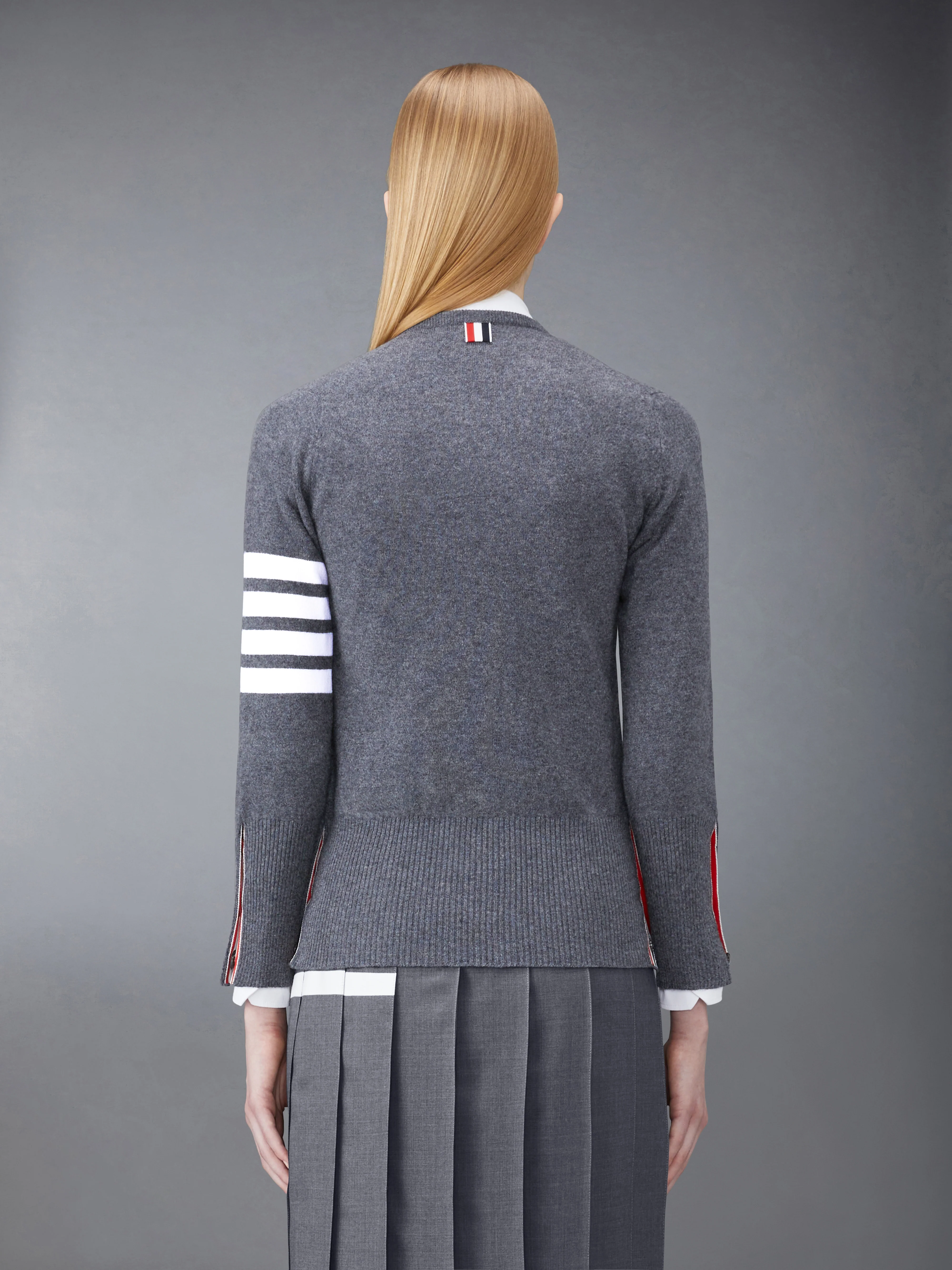 CLASSIC CASHMERE 4-BAR CREW NECK CARDIGAN
