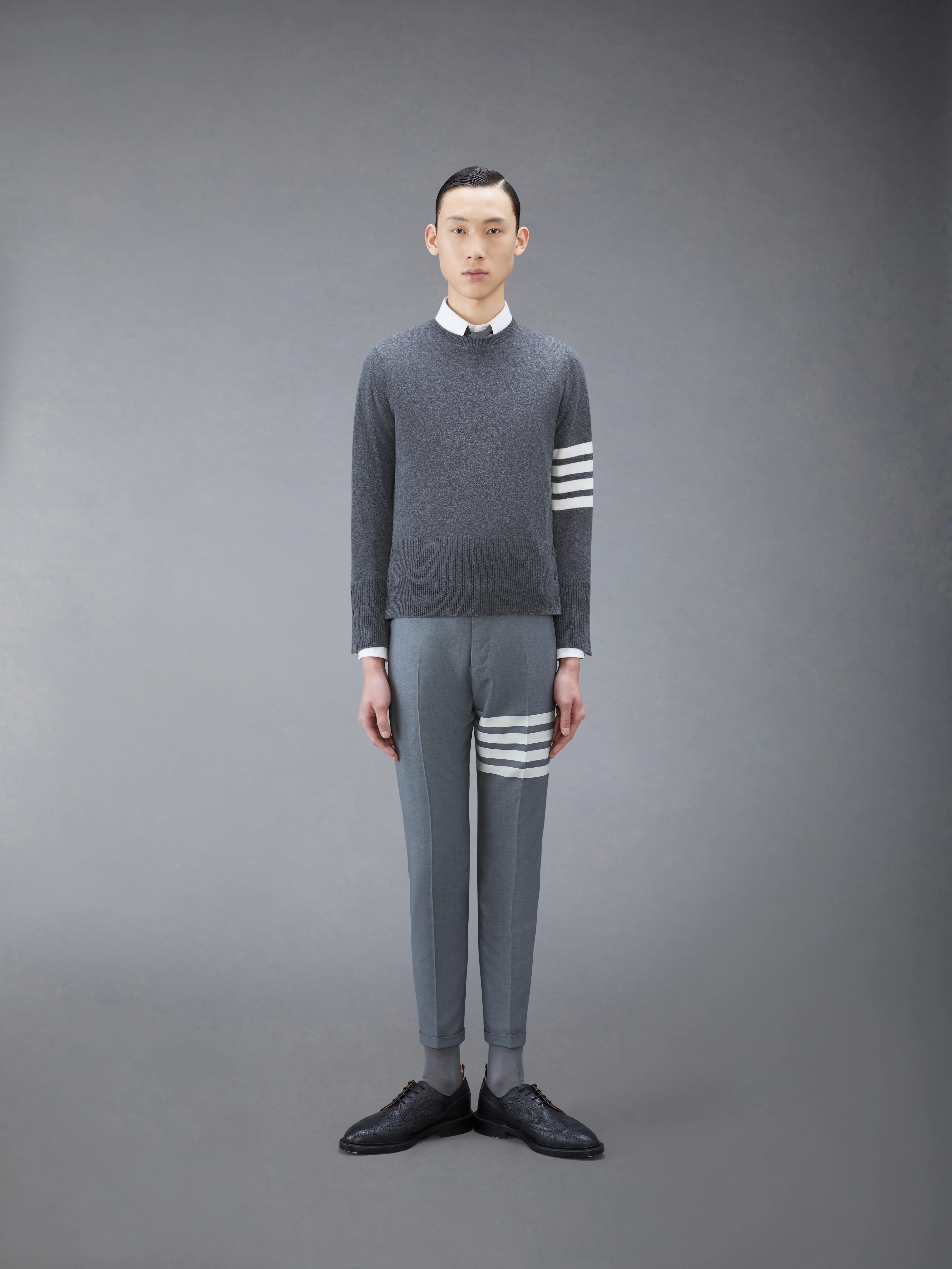 3983-classic-cashmere-4-bar-pullover-3.webp CLASSIC CASHMERE 4-BAR PULLOVER