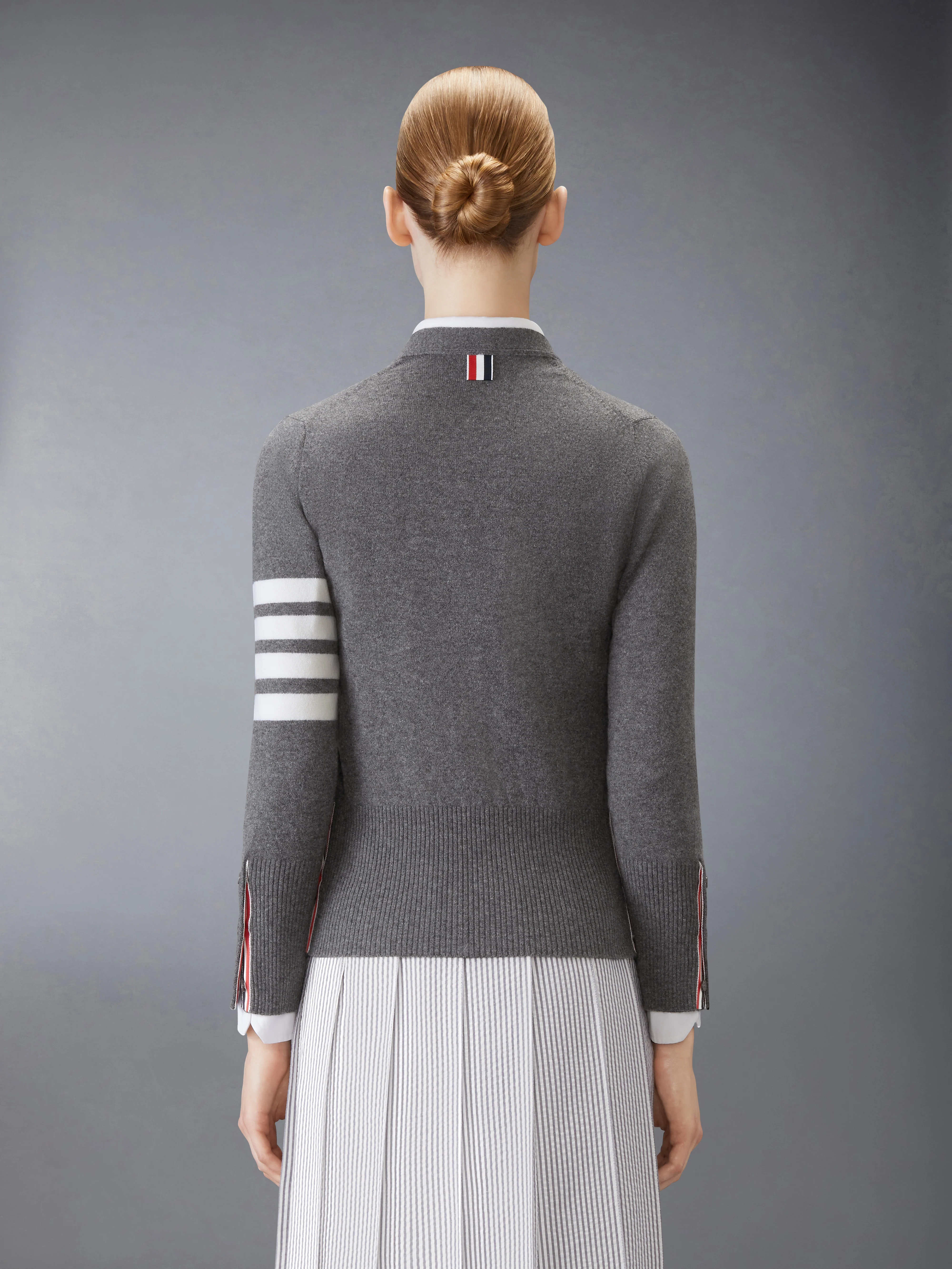 CLASSIC CASHMERE 4-BAR V-NECK CARDIGAN