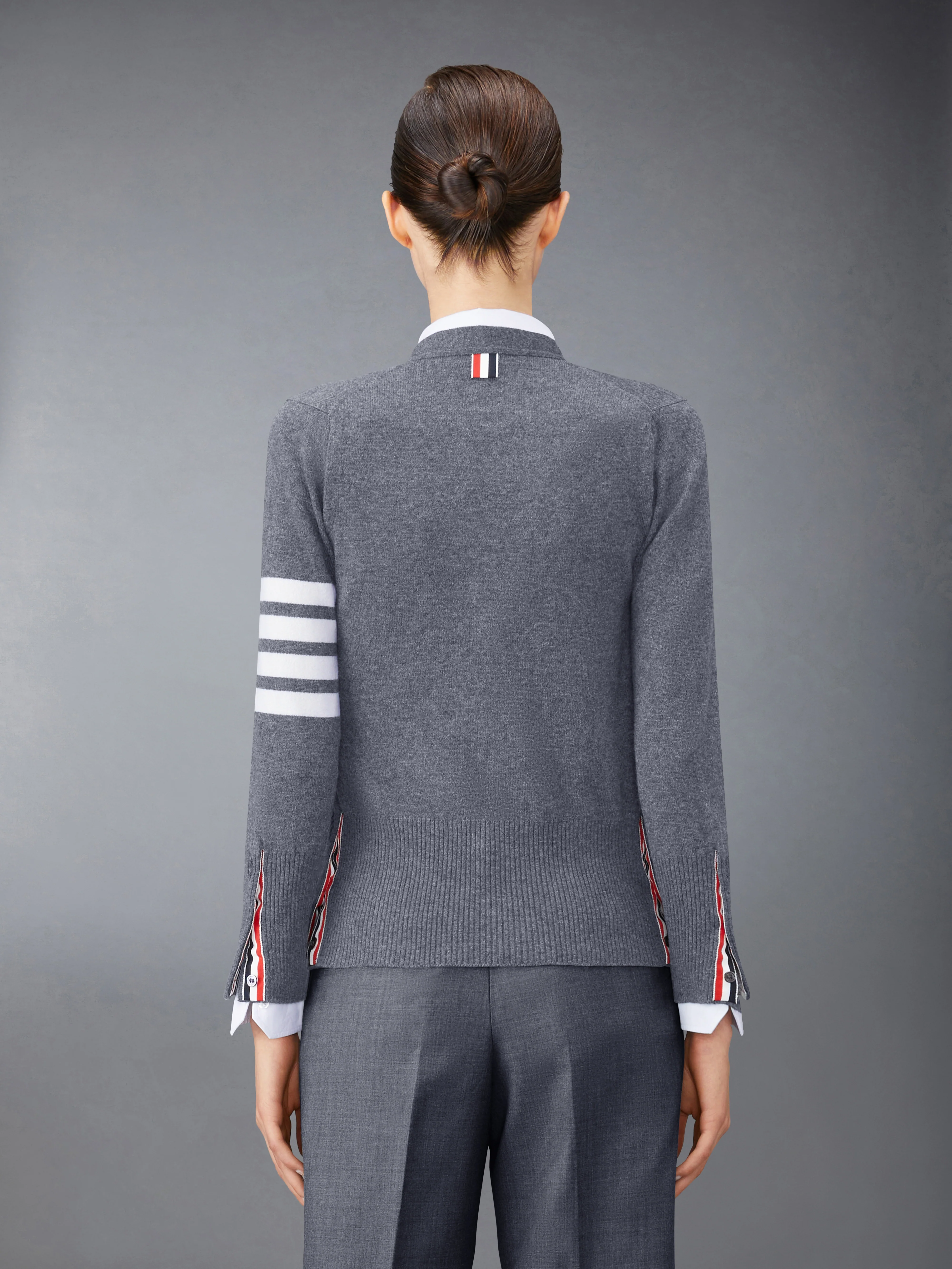 CLASSIC CASHMERE 4-BAR V-NECK CARDIGAN