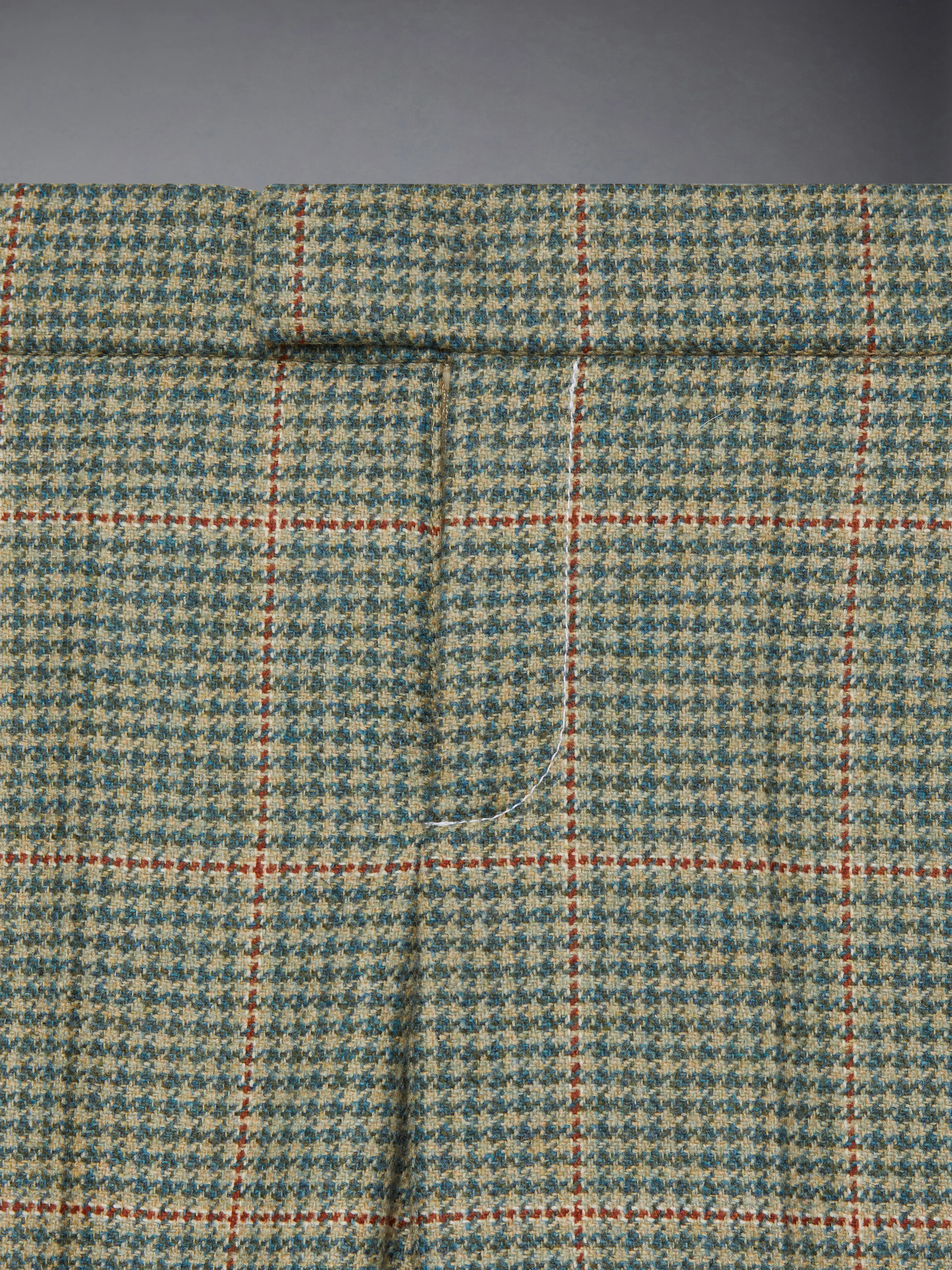 408-children-s-herringbone-cheviot-tweed-trouser-5.webp CHILDREN'S HERRINGBONE CHEVIOT TWEED TROUSER