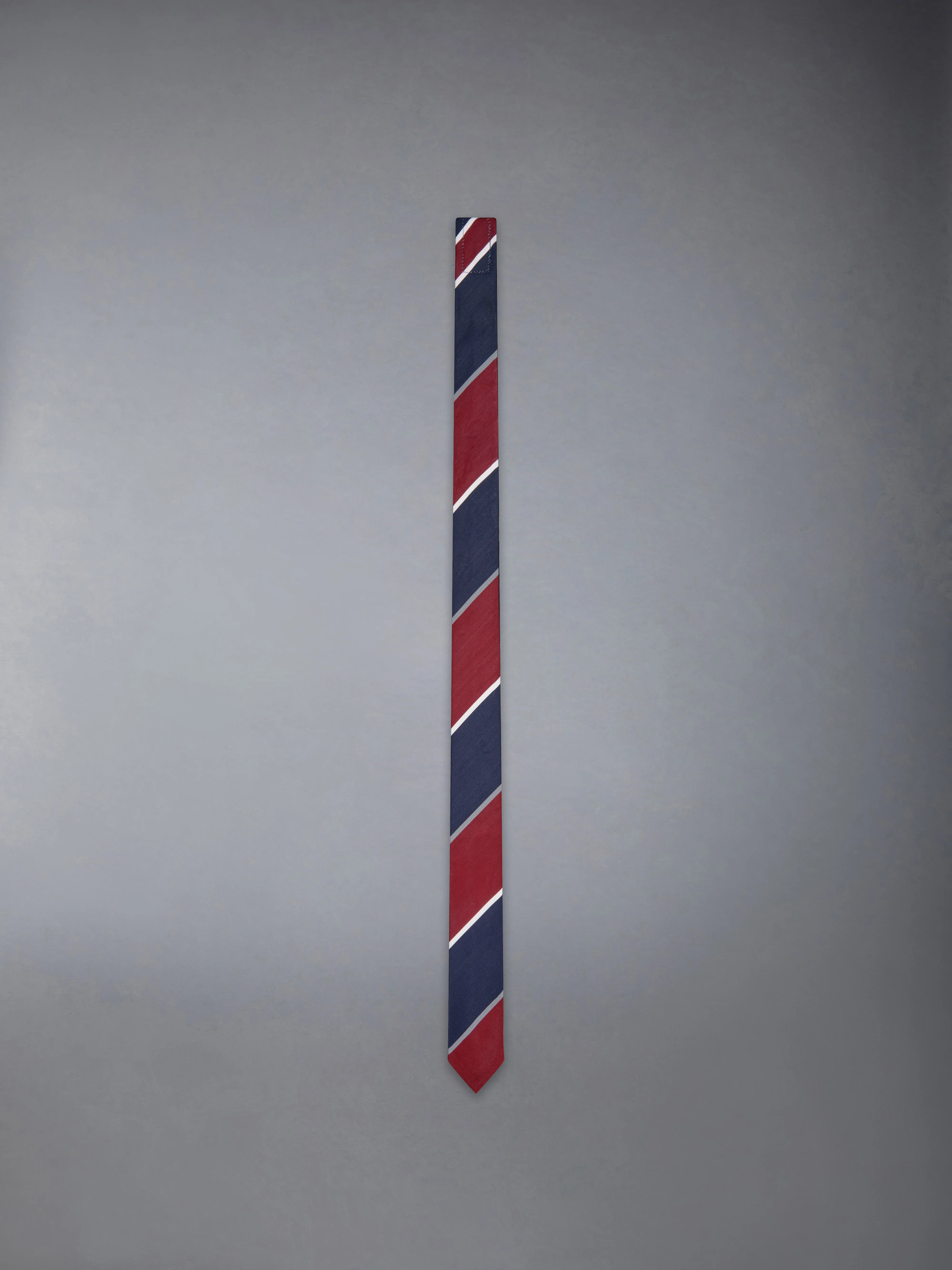 ALTERNATIVE STRIPE TIE