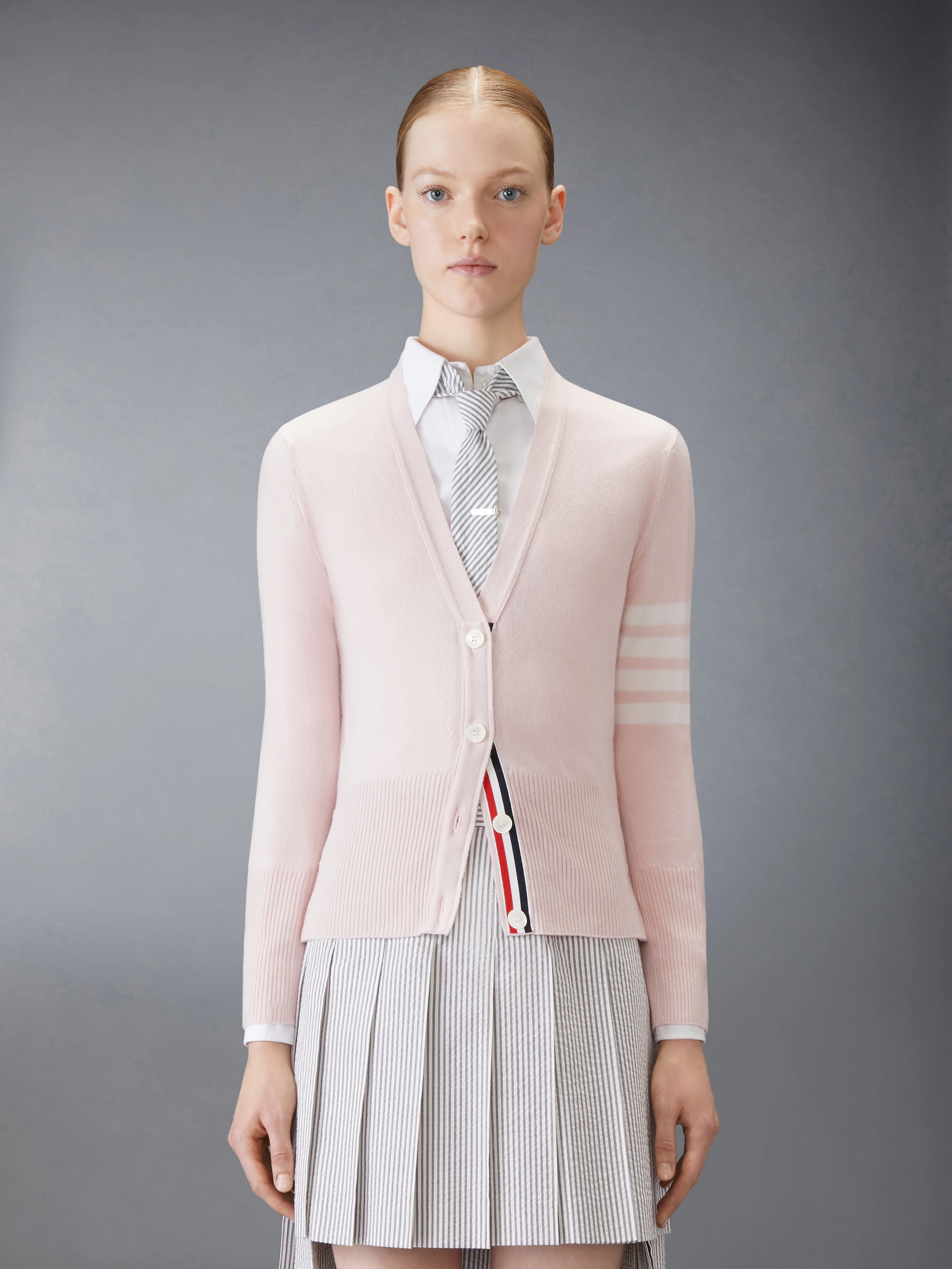 CLASSIC CASHMERE 4-BAR V-NECK CARDIGAN