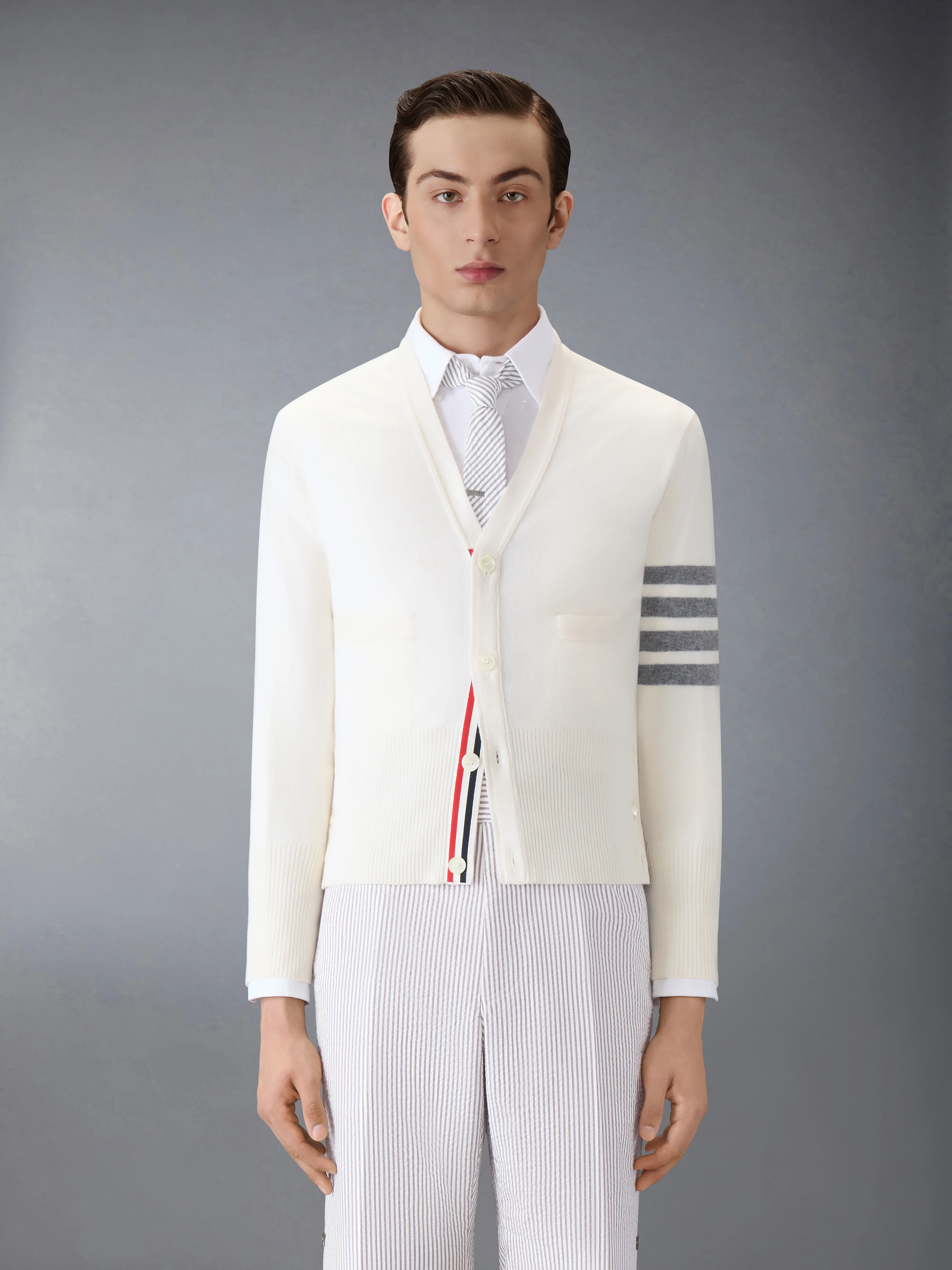 CLASSIC CASHMERE 4-BAR V-NECK CARDIGAN