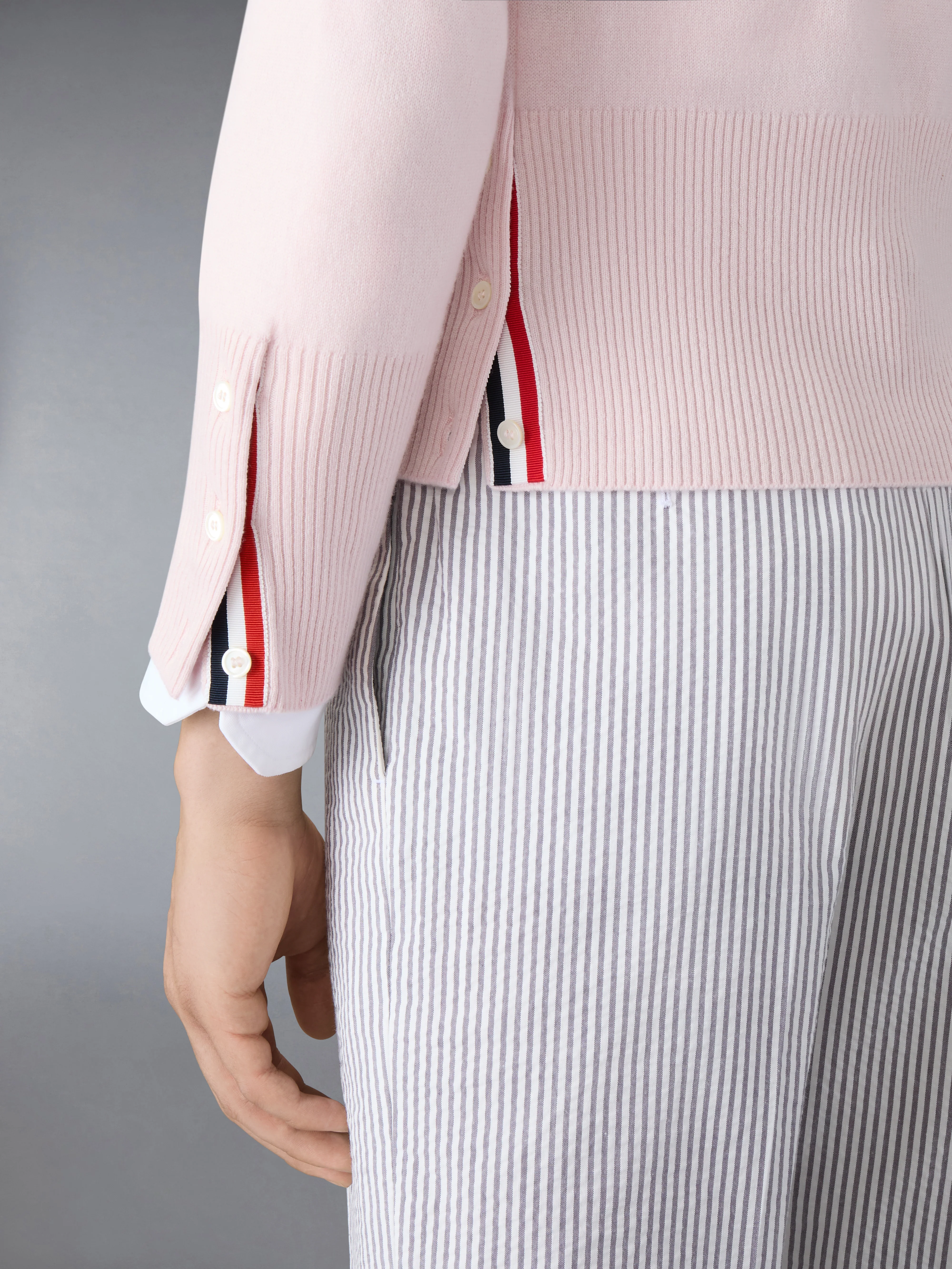 4159-classic-cashmere-4-bar-v-neck-cardigan-4.webp CLASSIC CASHMERE 4-BAR V-NECK CARDIGAN