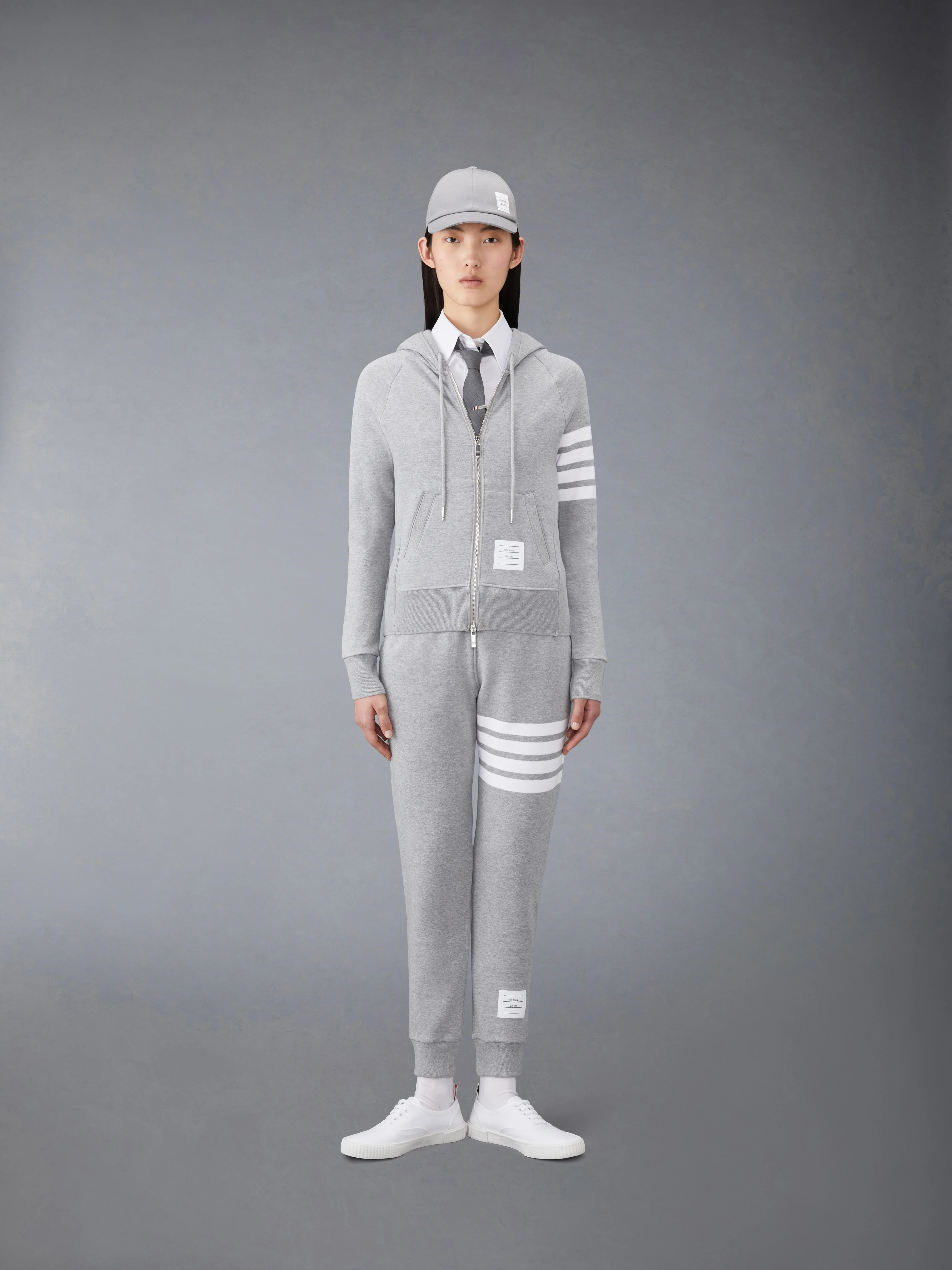4308-classic-loopback-4-bar-full-zip-hoodie-4.webp CLASSIC LOOPBACK 4-BAR FULL ZIP HOODIE