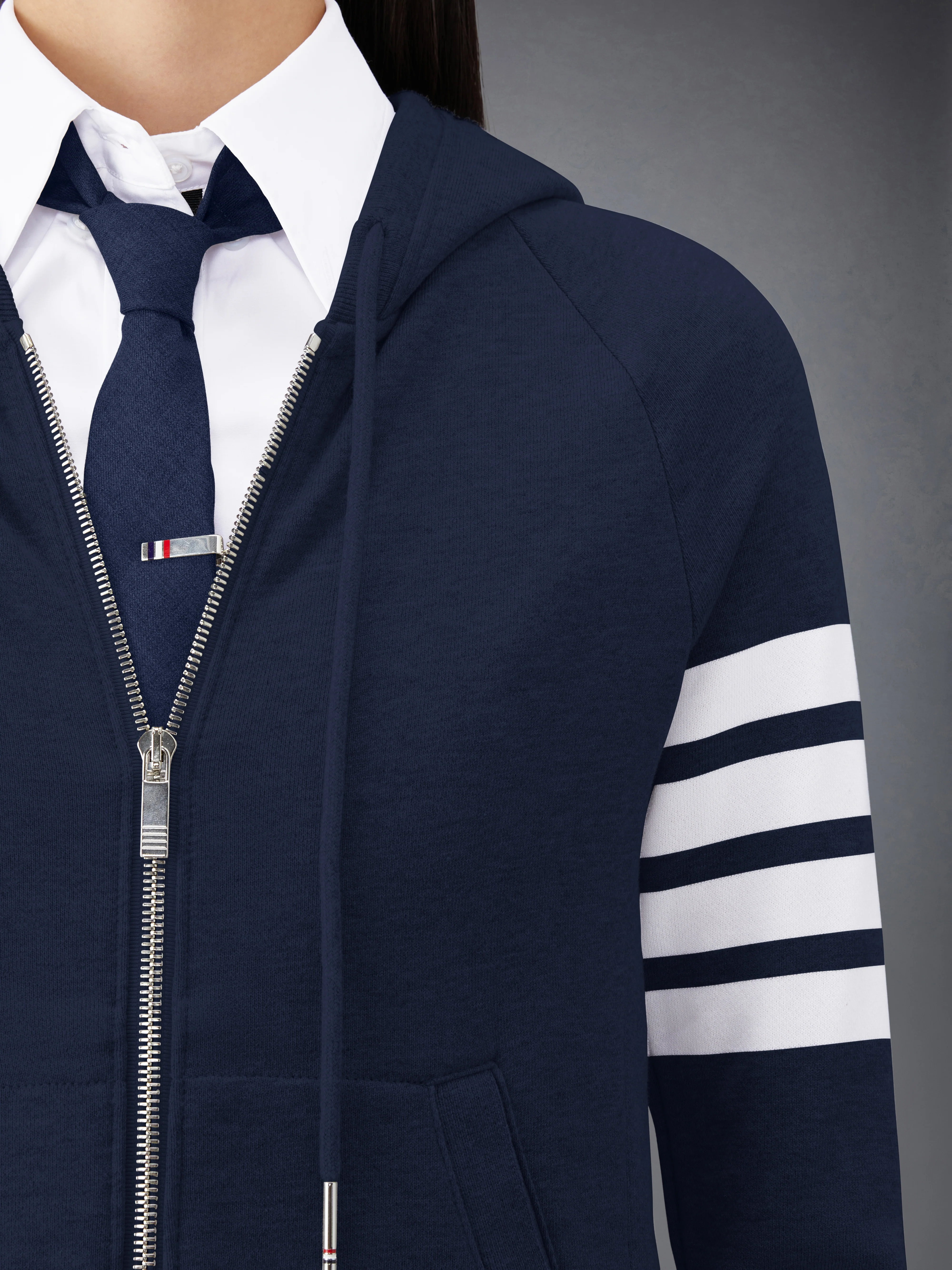 4323-classic-loopback-4-bar-full-zip-hoodie-6.webp CLASSIC LOOPBACK 4-BAR FULL ZIP HOODIE