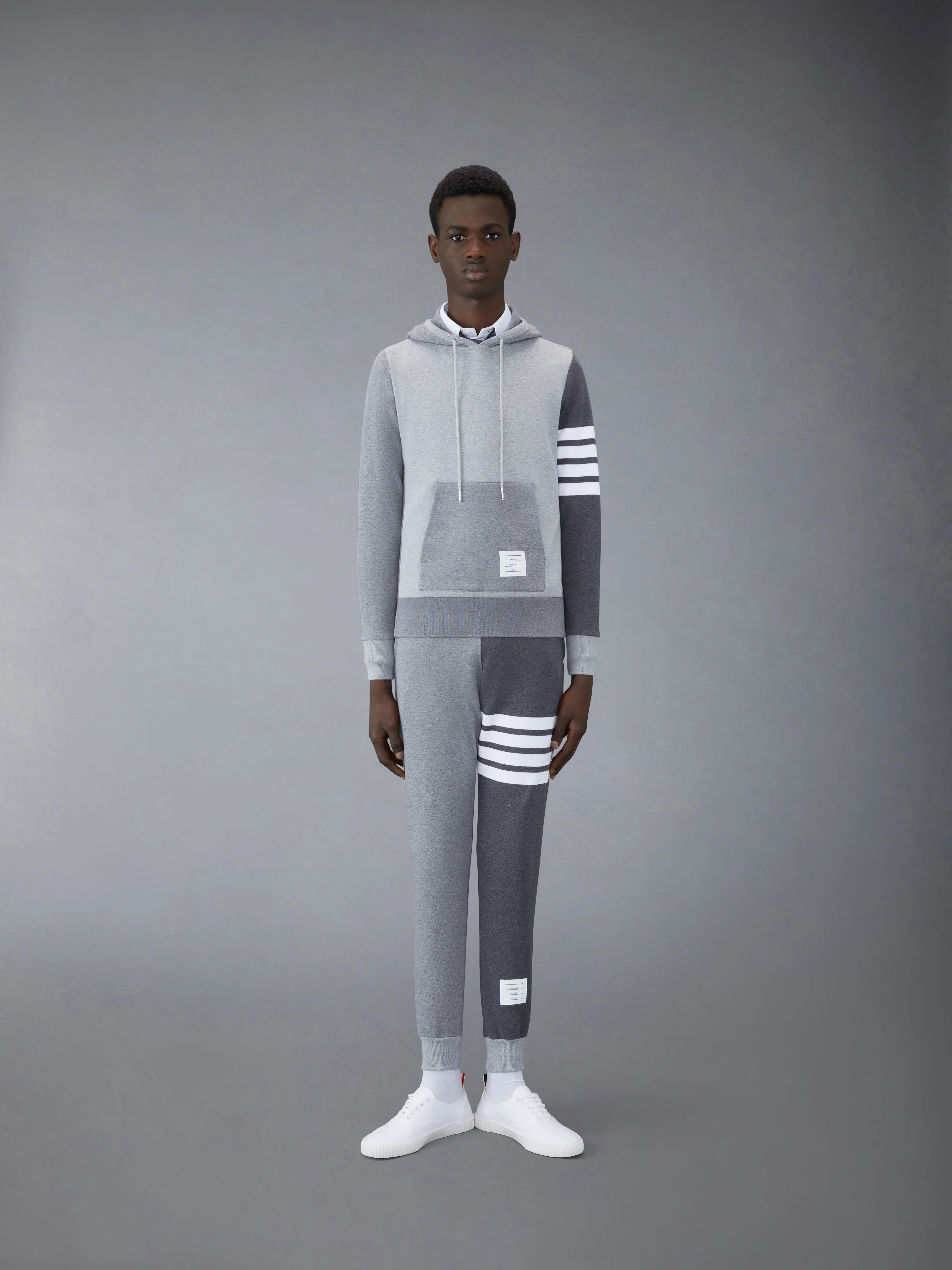 4360-classic-loopback-4-bar-hoodie-3.webp CLASSIC LOOPBACK 4-BAR HOODIE