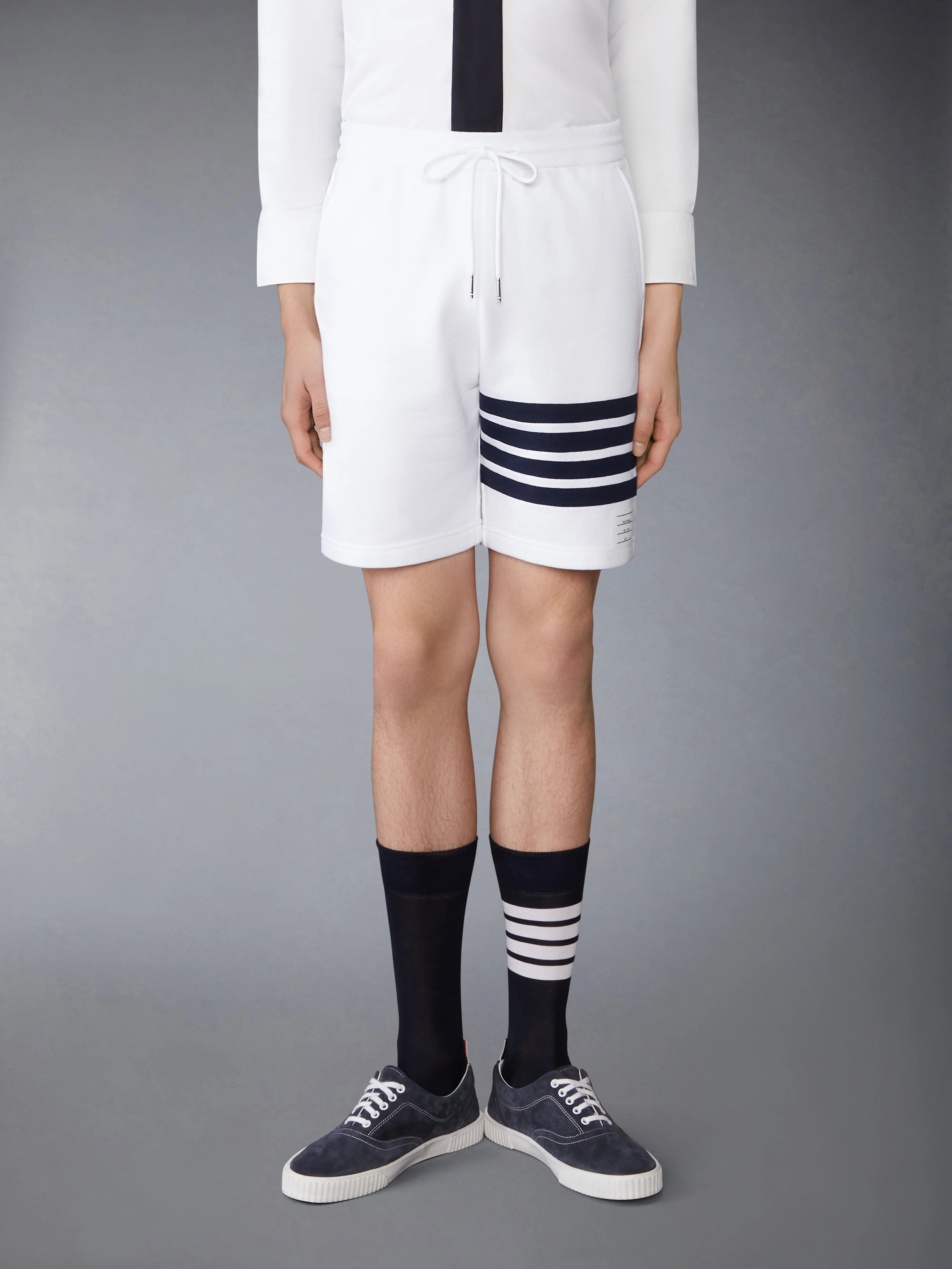 CLASSIC LOOPBACK 4-BAR SWEAT SHORTS