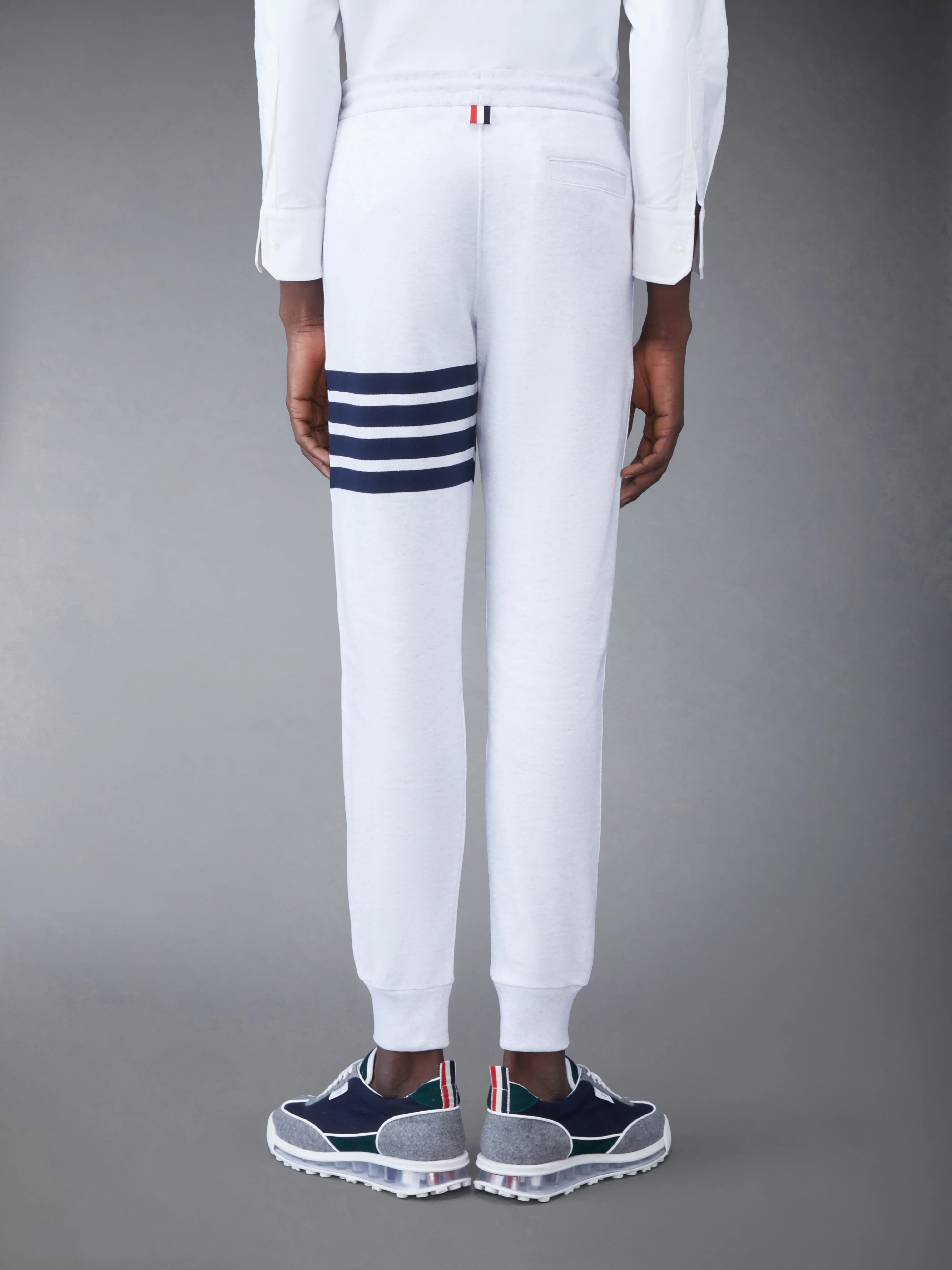 4429-classic-loopback-4-bar-sweatpant-2.webp Classic Loopback 4-bar Sweatpant