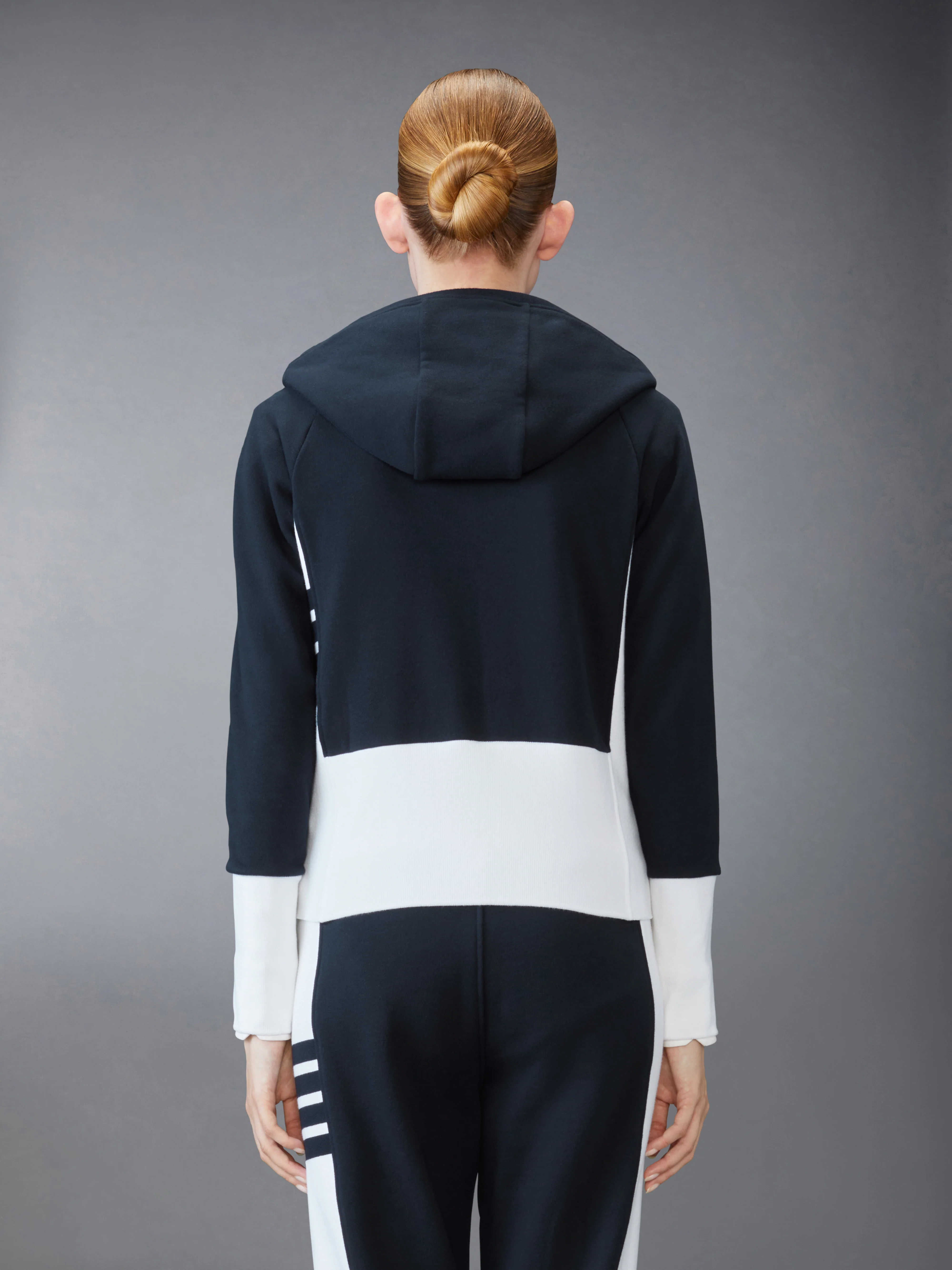 4678-classic-loopback-4-bar-zip-up-hoodie-3.webp CLASSIC LOOPBACK 4-BAR ZIP UP HOODIE