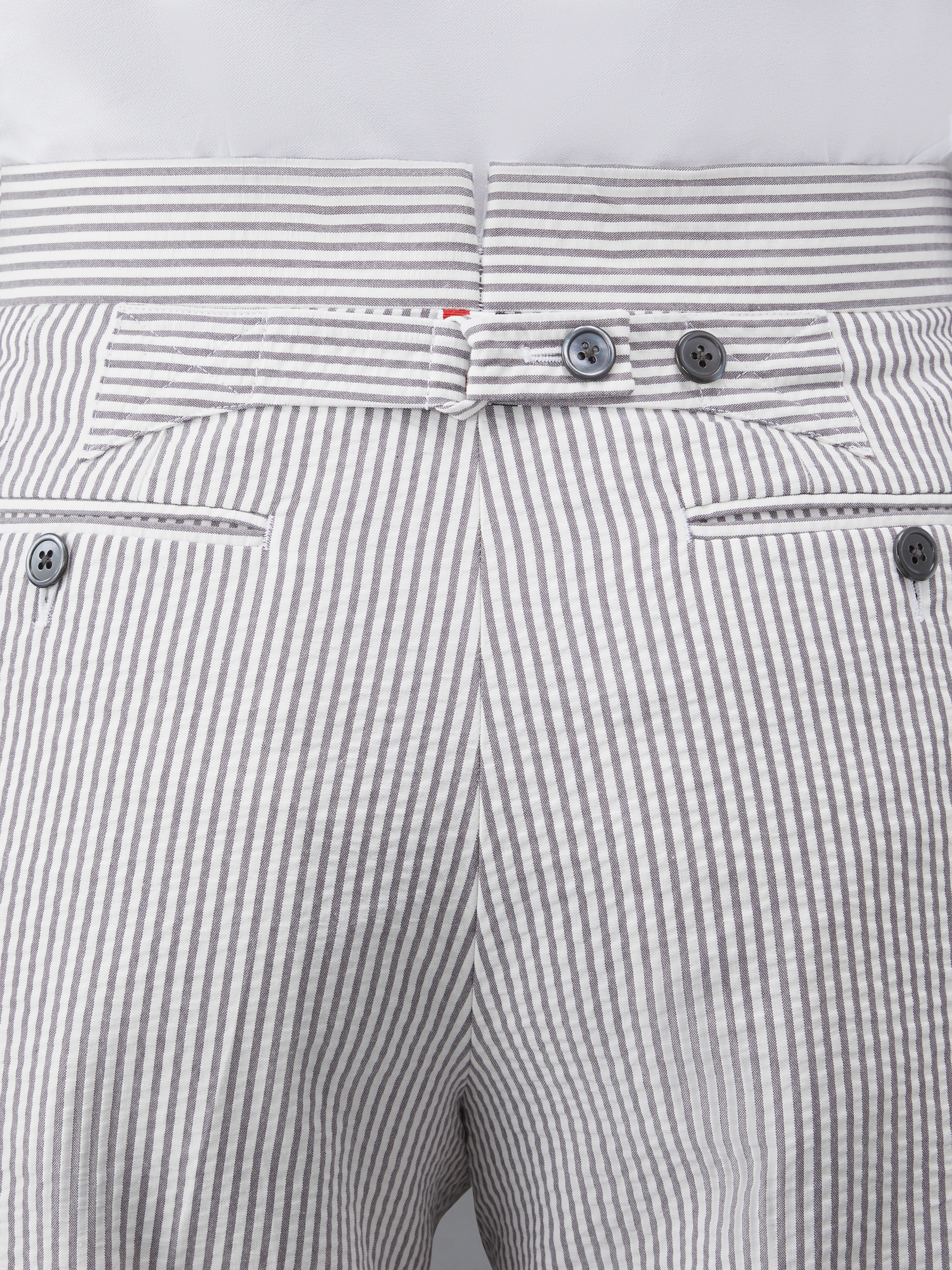 5176-classic-seersucker-backstrap-shorts-4.webp CLASSIC SEERSUCKER BACKSTRAP SHORTS