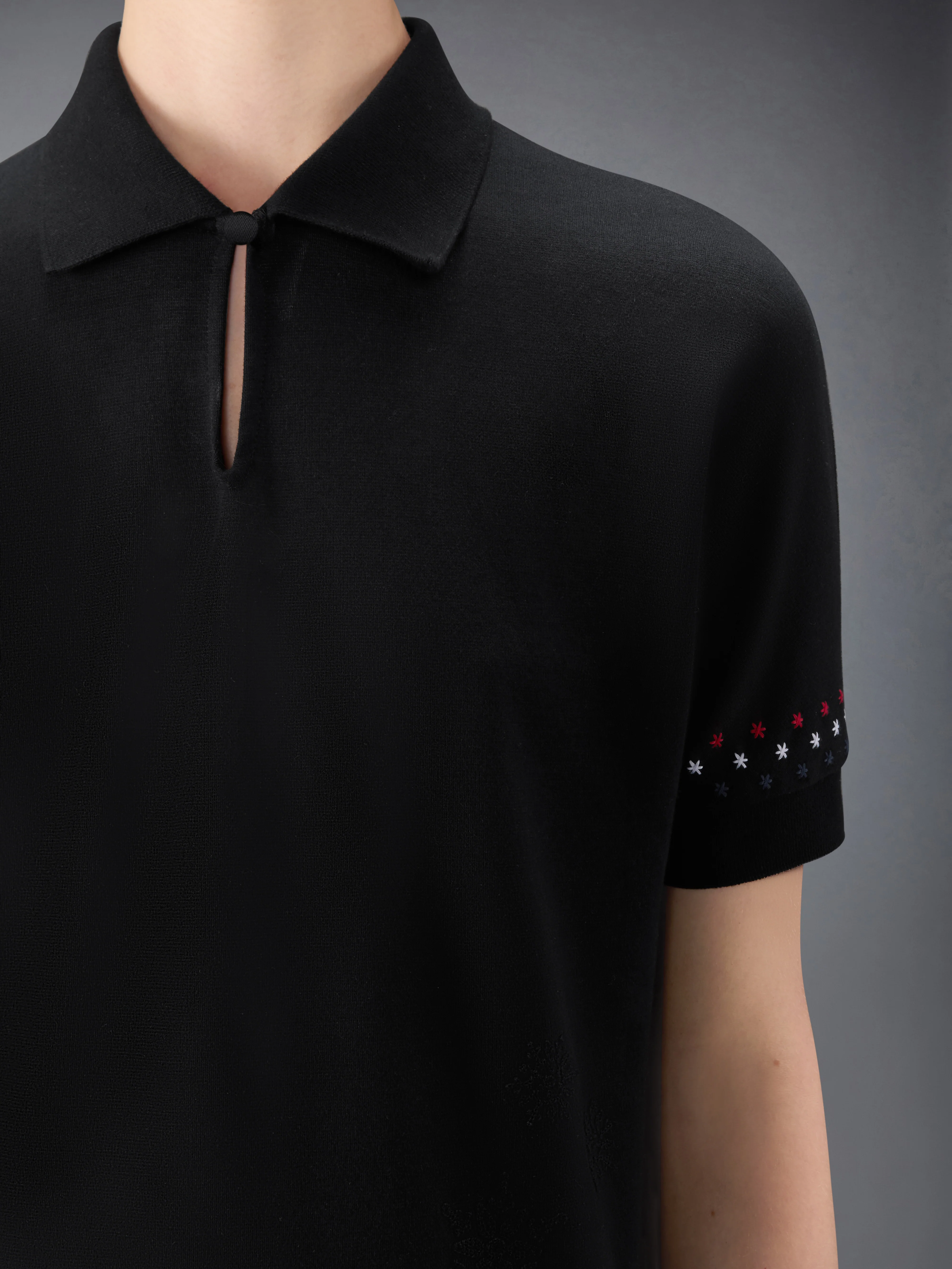 536-cotton-milano-stars-snowflake-embroidery-polo-4.webp COTTON MILANO STARS & SNOWFLAKE EMBROIDERY POLO