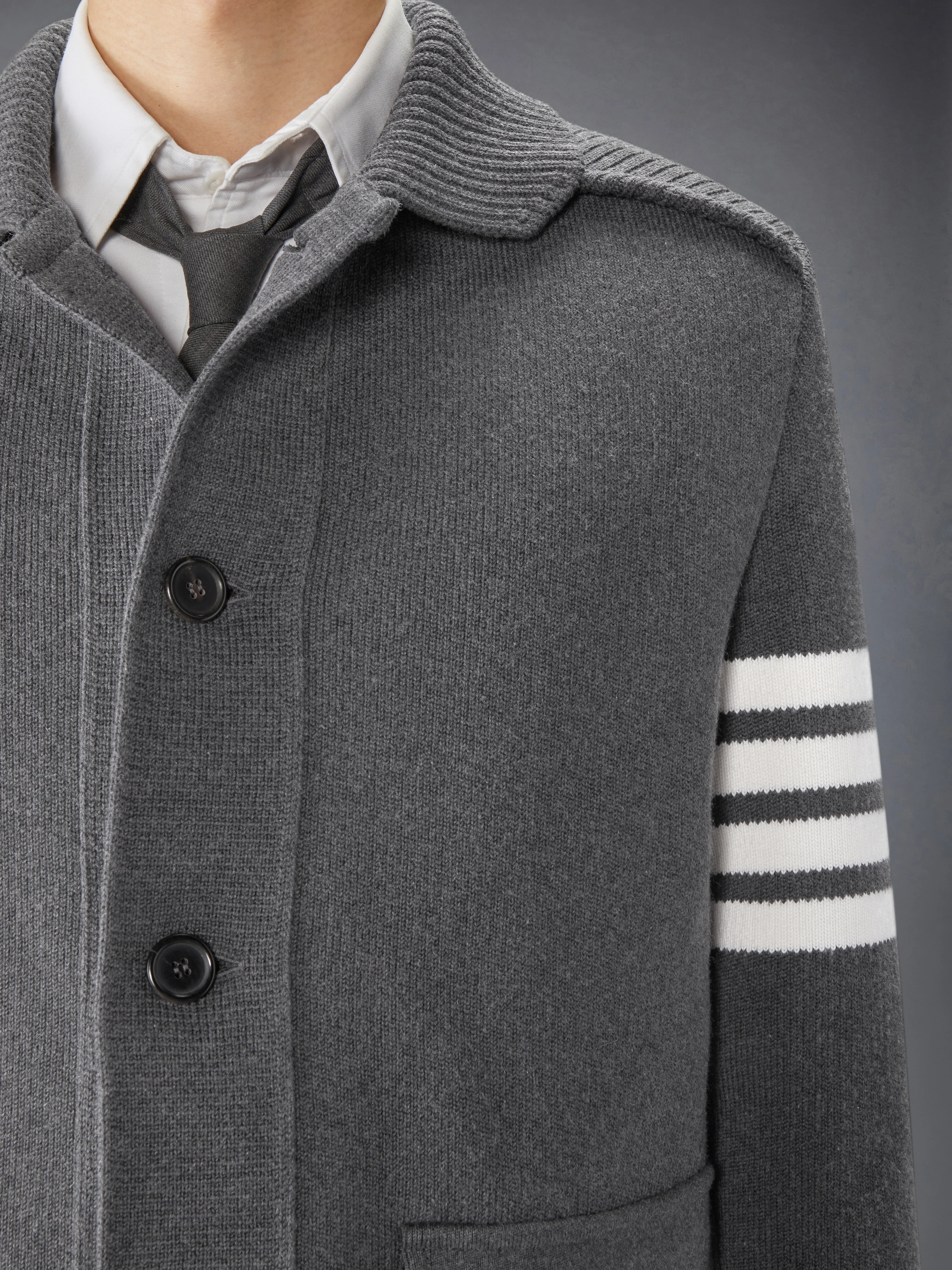5764-cotton-cashmere-interlock-4-bar-polo-collar-jacket-5.webp COTTON CASHMERE INTERLOCK 4-BAR POLO COLLAR JACKET