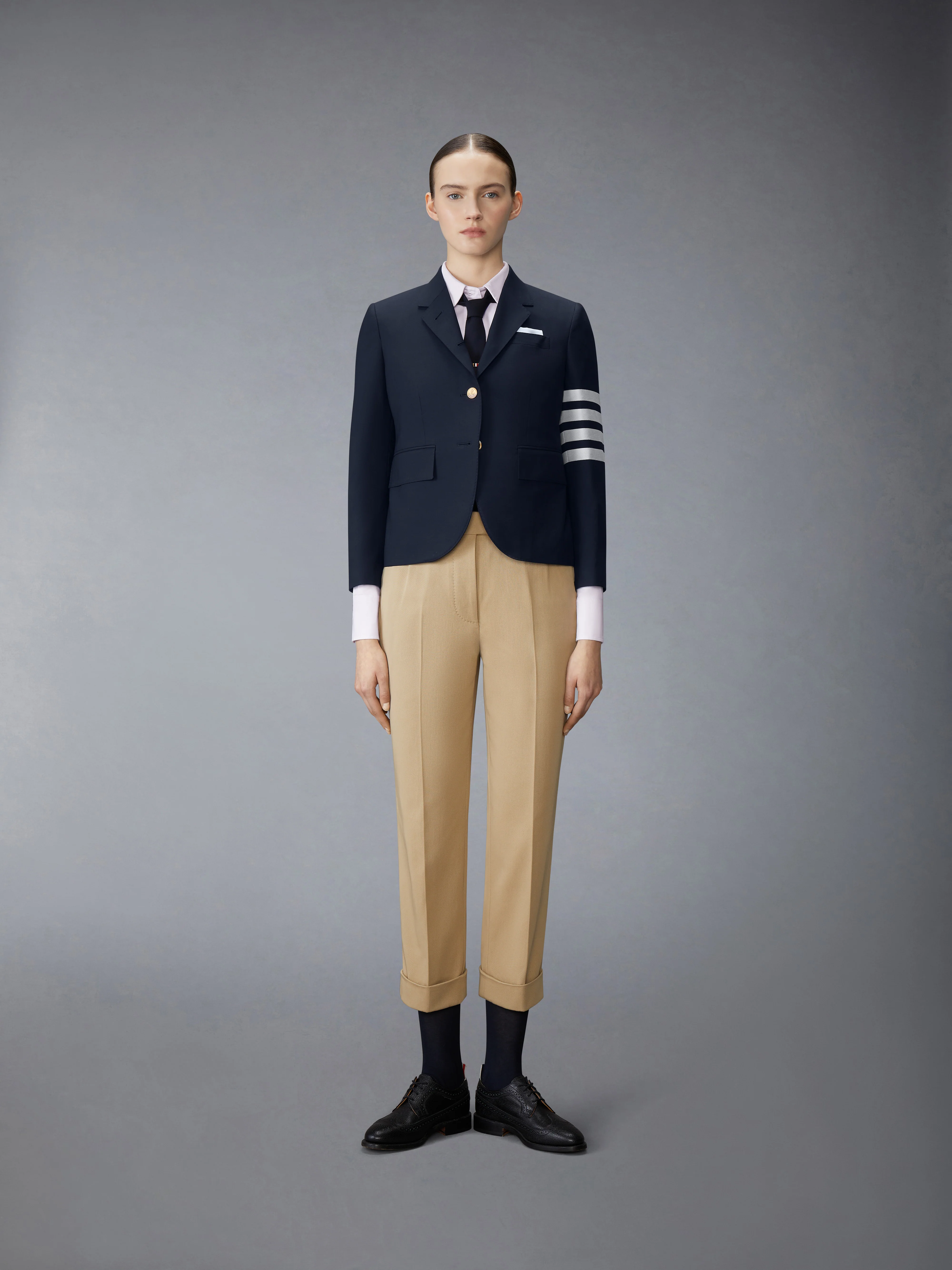 5901-cotton-gabardine-low-rise-slim-trousers-3.webp COTTON GABARDINE LOW RISE SLIM TROUSERS