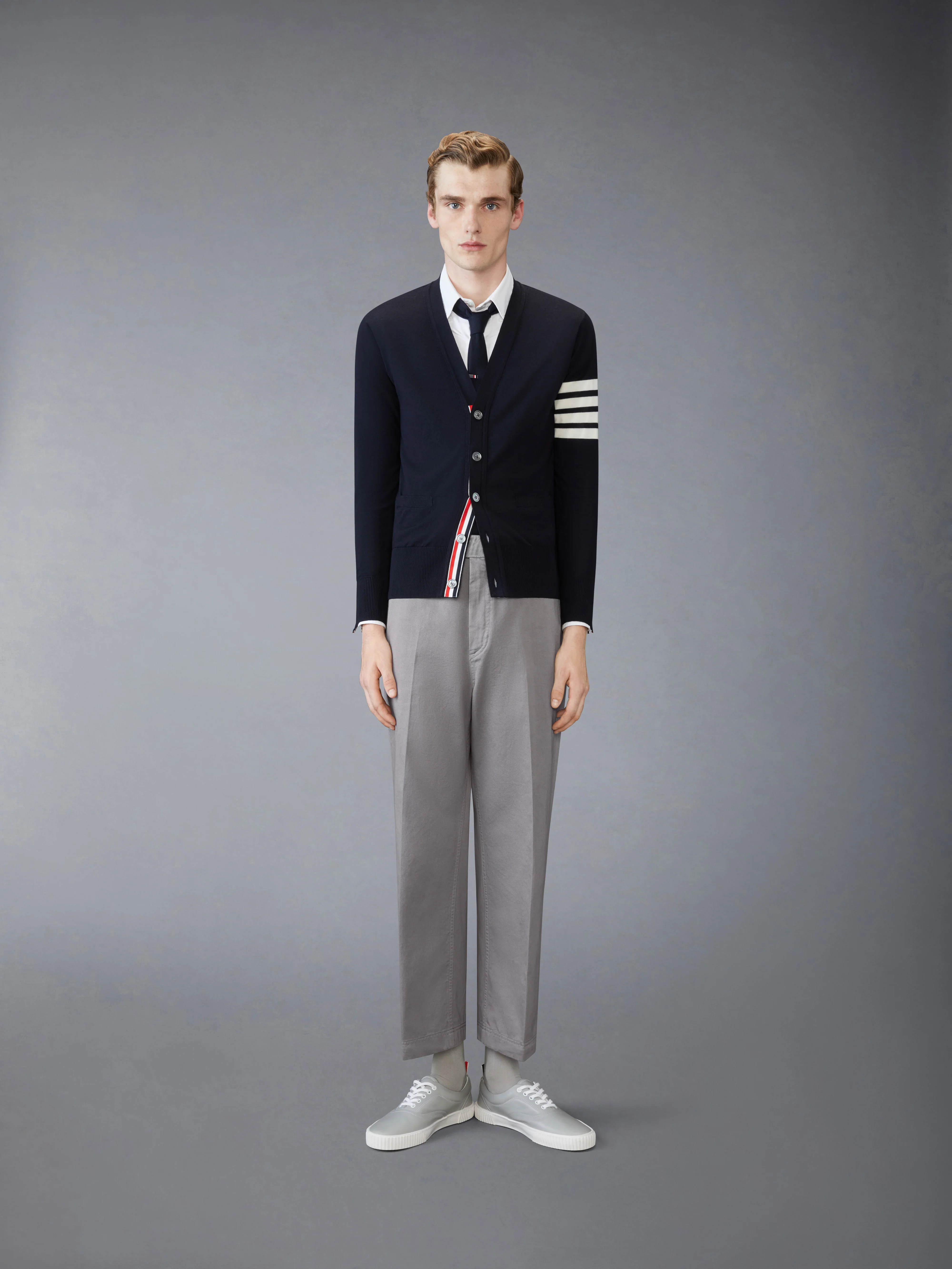 6352-cotton-twill-utility-trousers-3.webp COTTON TWILL UTILITY TROUSERS