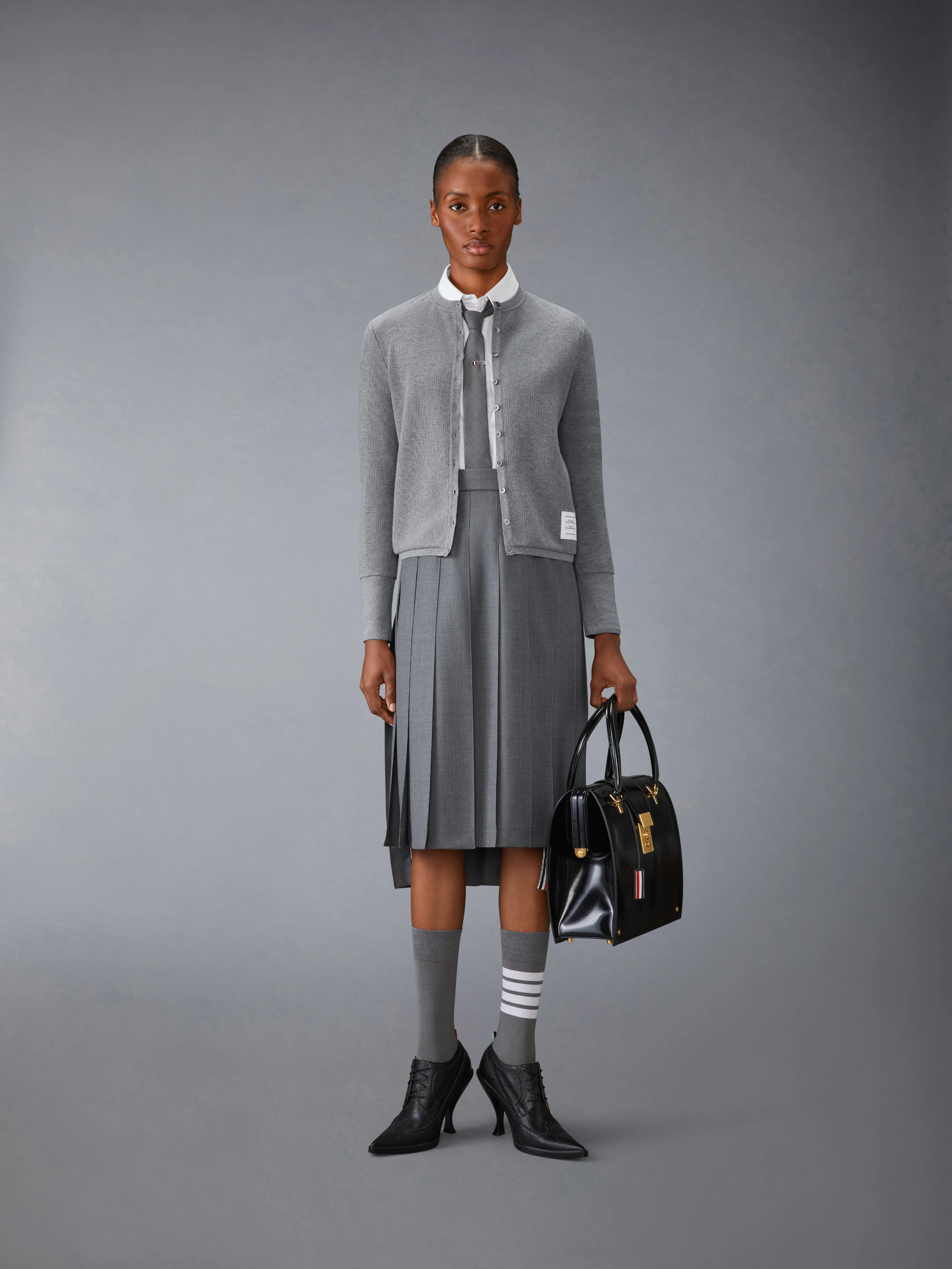 6464-cotton-wool-4-bar-cropped-duffle-jacket-3.webp COTTON WOOL 4-BAR CROPPED DUFFLE JACKET
