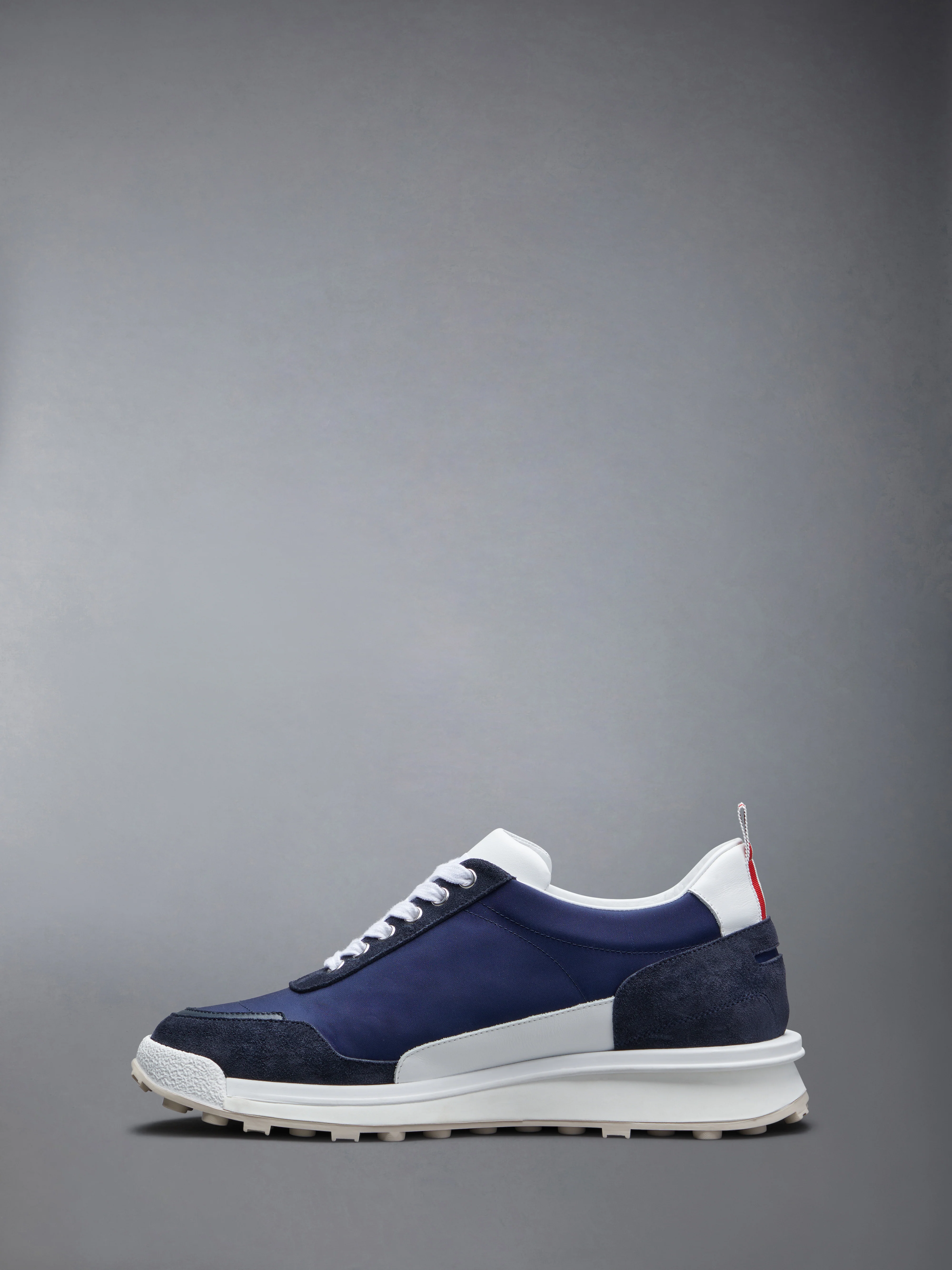 6719-eco-nylon-alumni-sneakers-3.webp ECO NYLON ALUMNI SNEAKERS