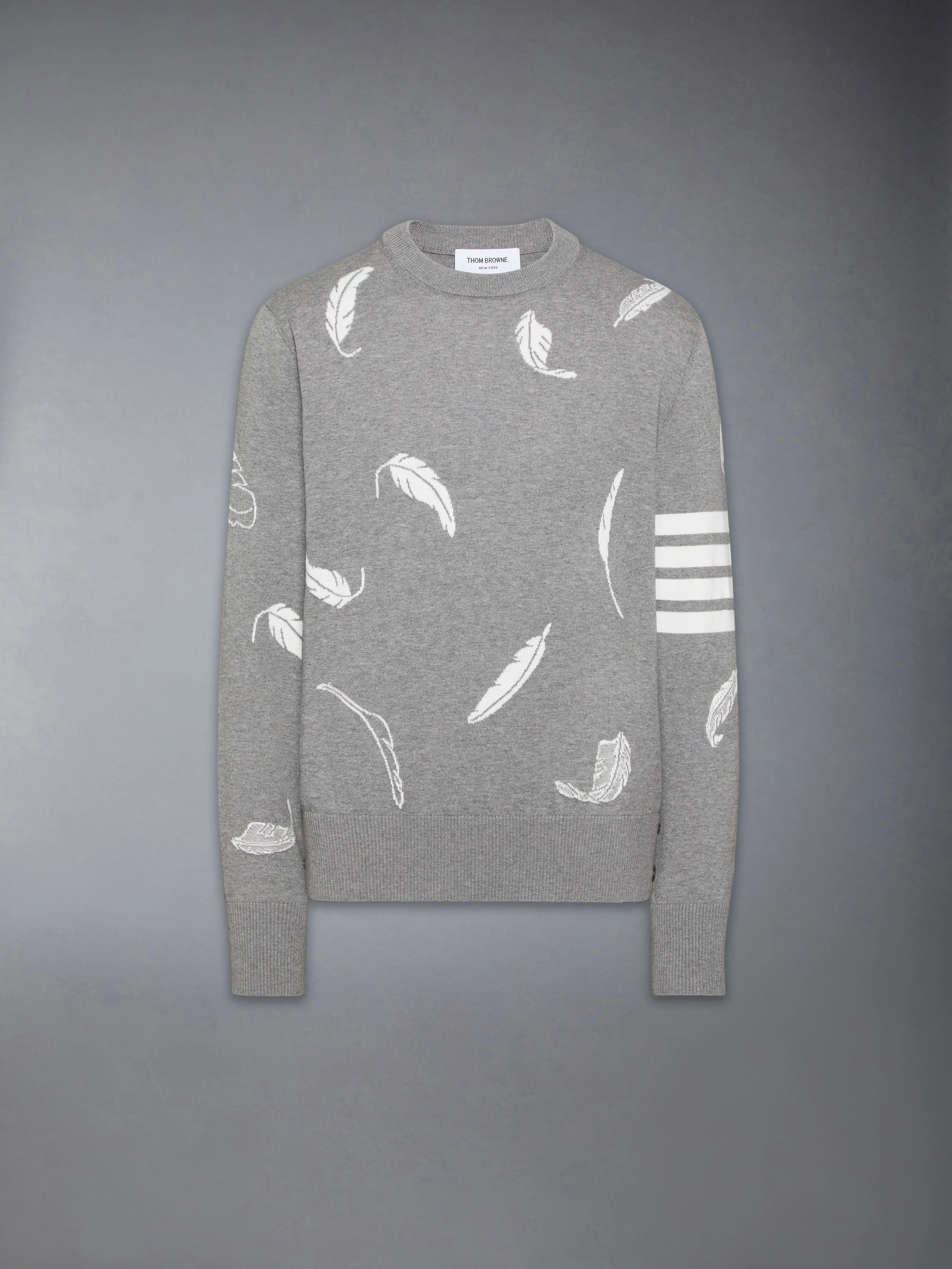 6808-feather-intarsia-relaxed-fit-crew-neck-pullover-6.webp FEATHER INTARSIA RELAXED FIT CREW NECK PULLOVER