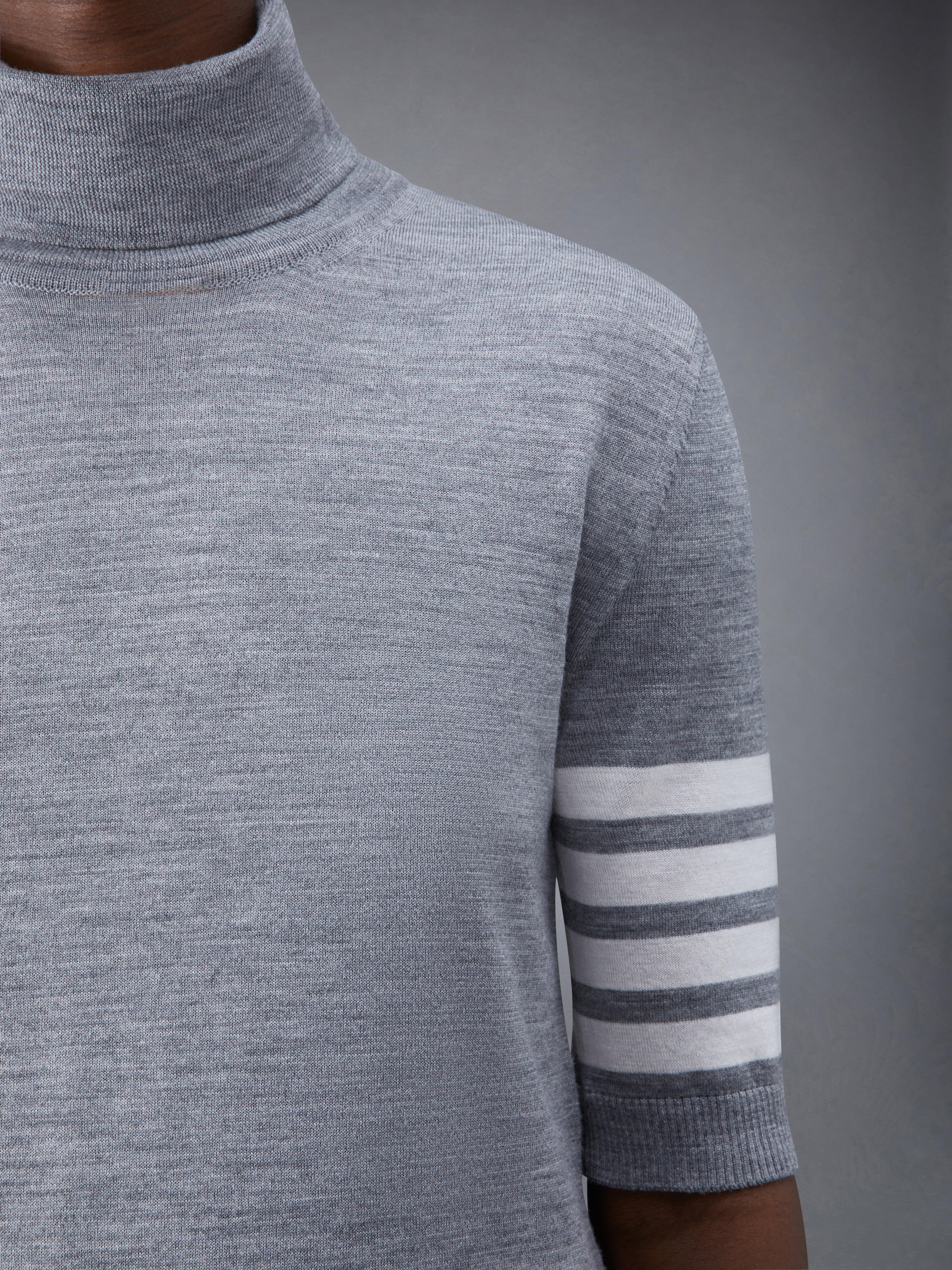 6902-fine-merino-wool-4-bar-turtleneck-5.jpg FINE MERINO WOOL 4-BAR TURTLENECK