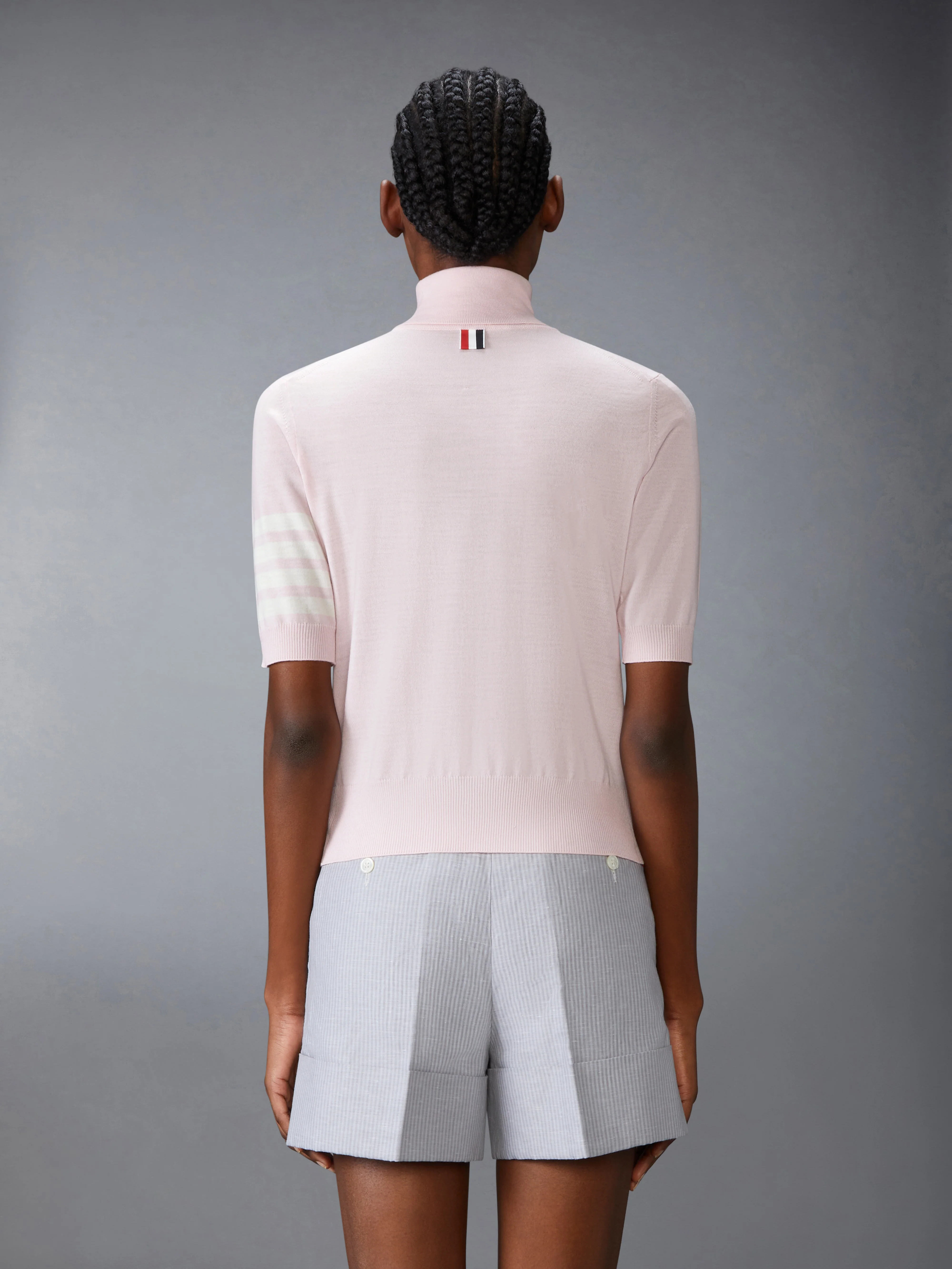 6918-fine-merino-wool-4-bar-turtleneck-2.webp FINE MERINO WOOL 4-BAR TURTLENECK