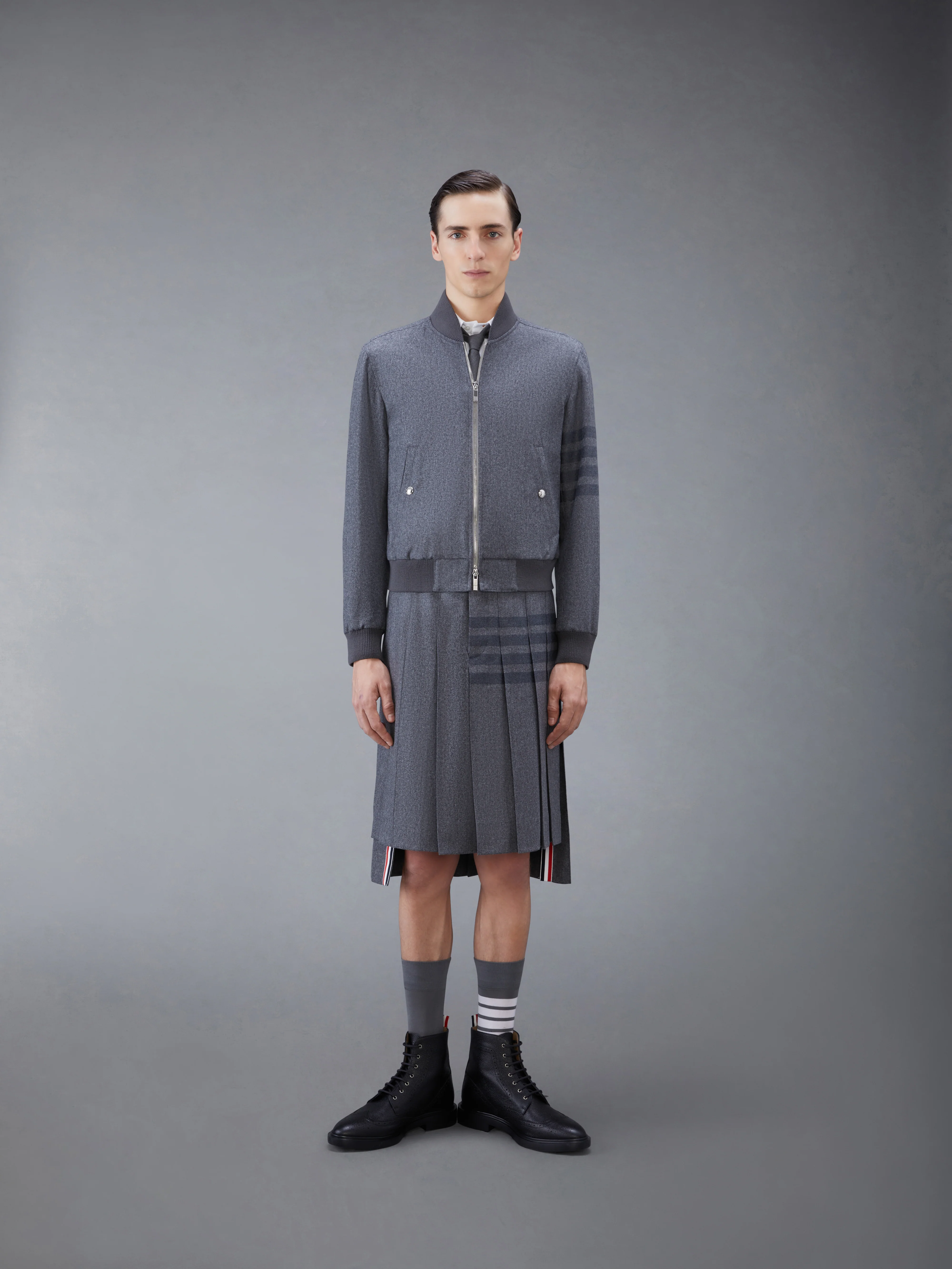 6976-flannel-4-bar-knit-rib-blouson-3.webp FLANNEL 4-BAR KNIT RIB BLOUSON