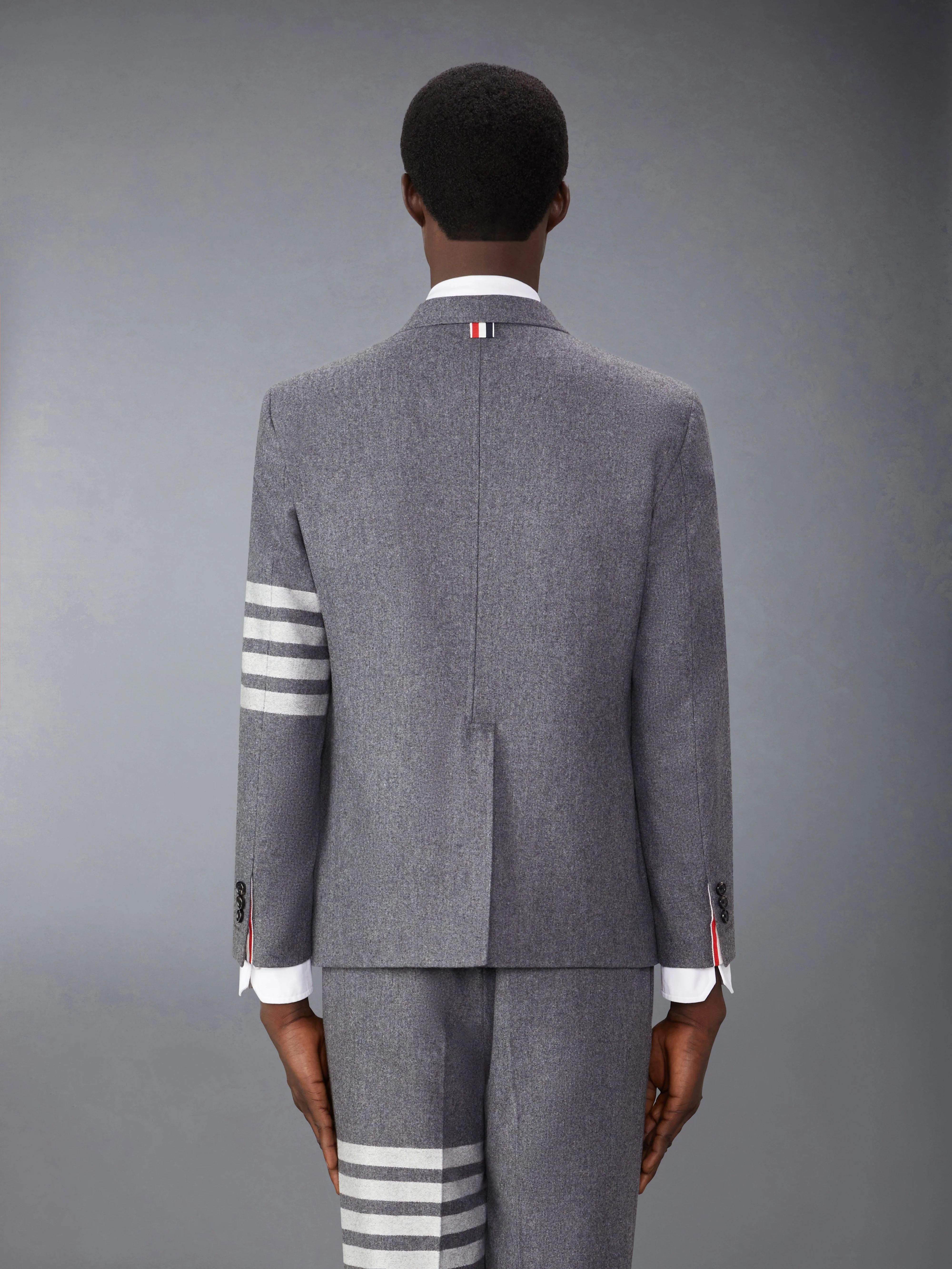 7058-flannel-4-bar-unstructured-sport-coat-2.webp FLANNEL 4-BAR UNSTRUCTURED SPORT COAT