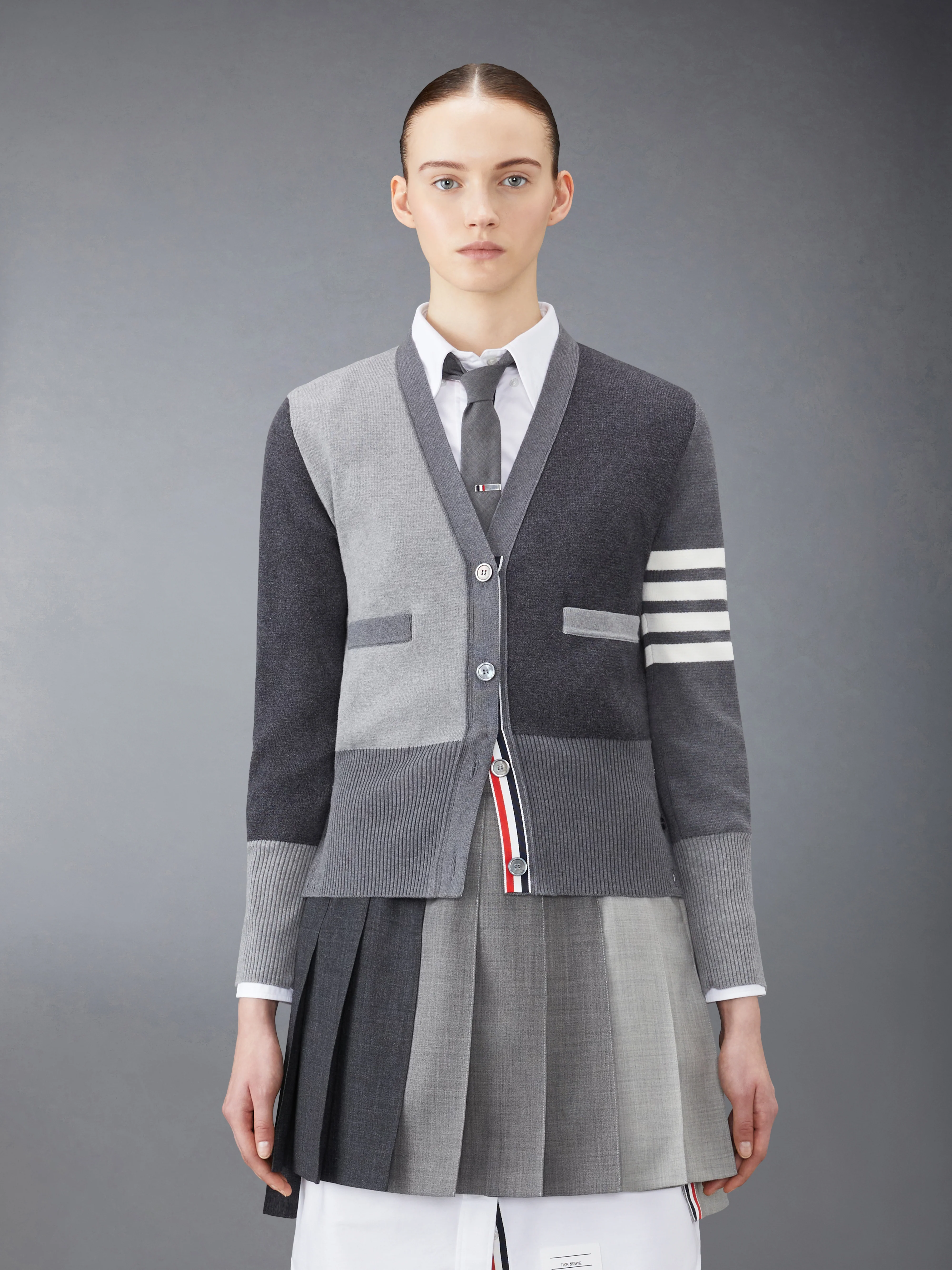 7329-funmix-crepe-4-bar-cardigan-1.webp FUNMIX CREPE 4-BAR CARDIGAN