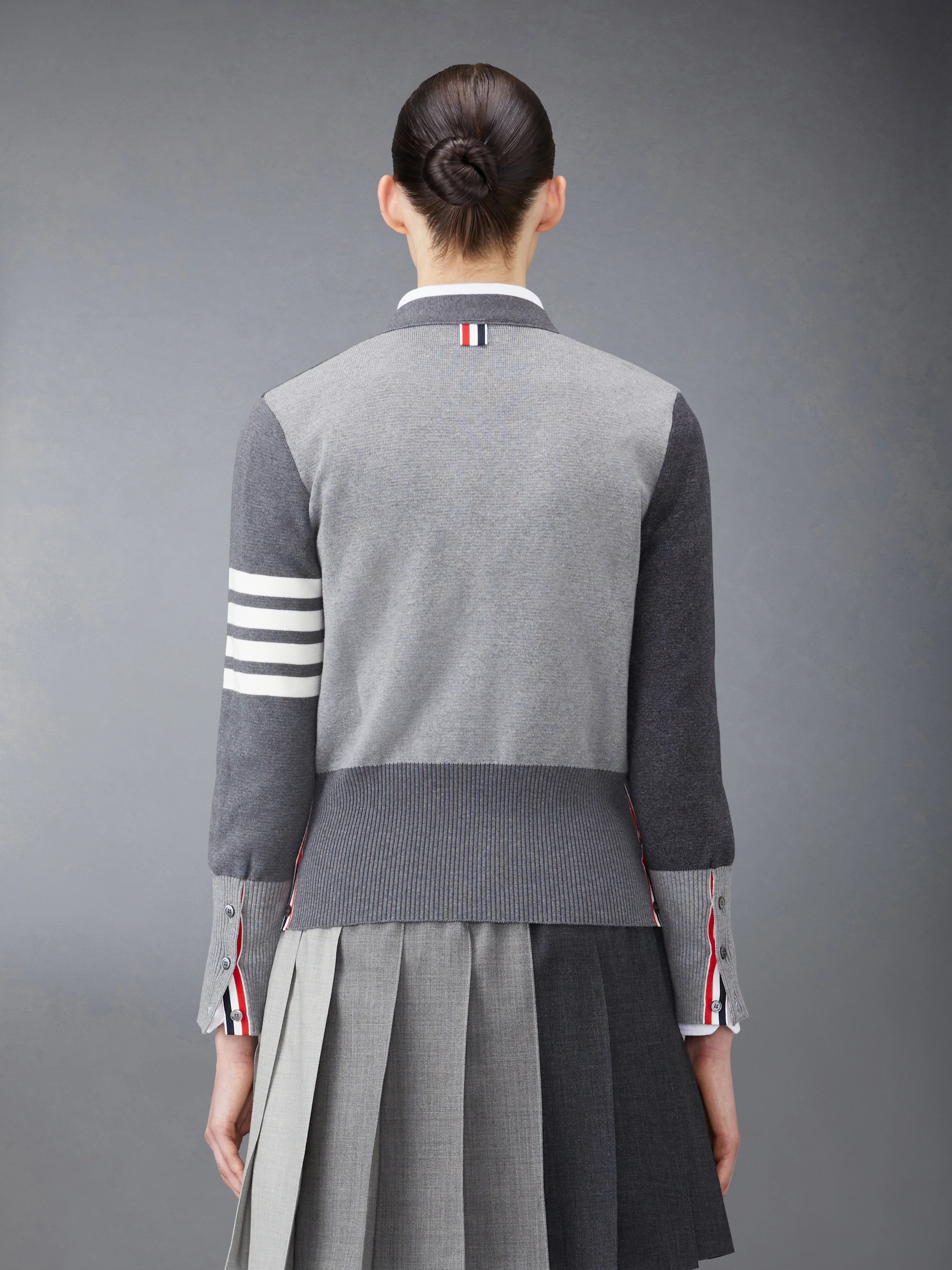 7329-funmix-crepe-4-bar-cardigan-2.webp FUNMIX CREPE 4-BAR CARDIGAN