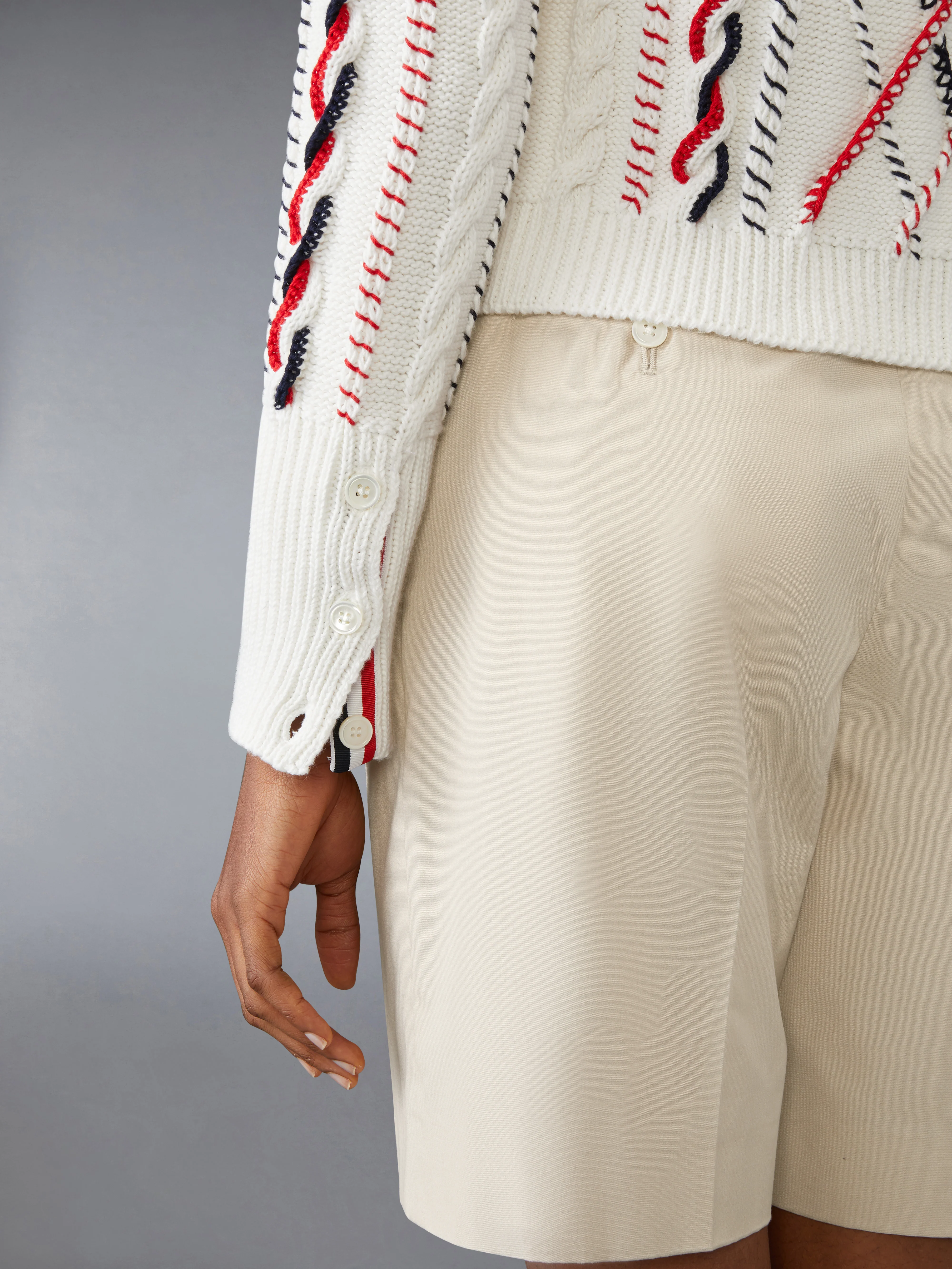 7665-hand-crochet-cable-knit-cropped-cardigan-4.webp HAND CROCHET CABLE KNIT CROPPED CARDIGAN