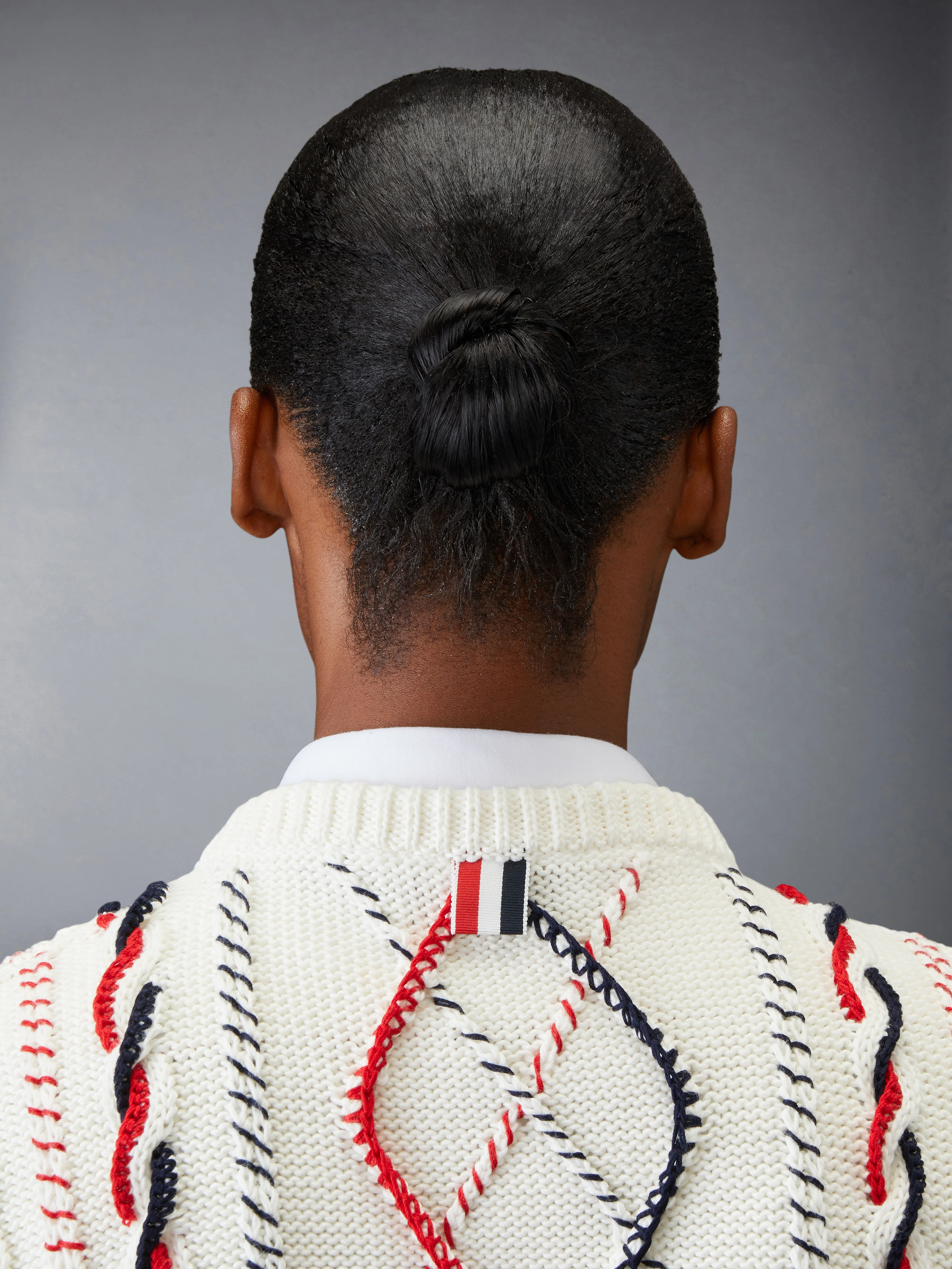 7665-hand-crochet-cable-knit-cropped-cardigan-5.webp HAND CROCHET CABLE KNIT CROPPED CARDIGAN
