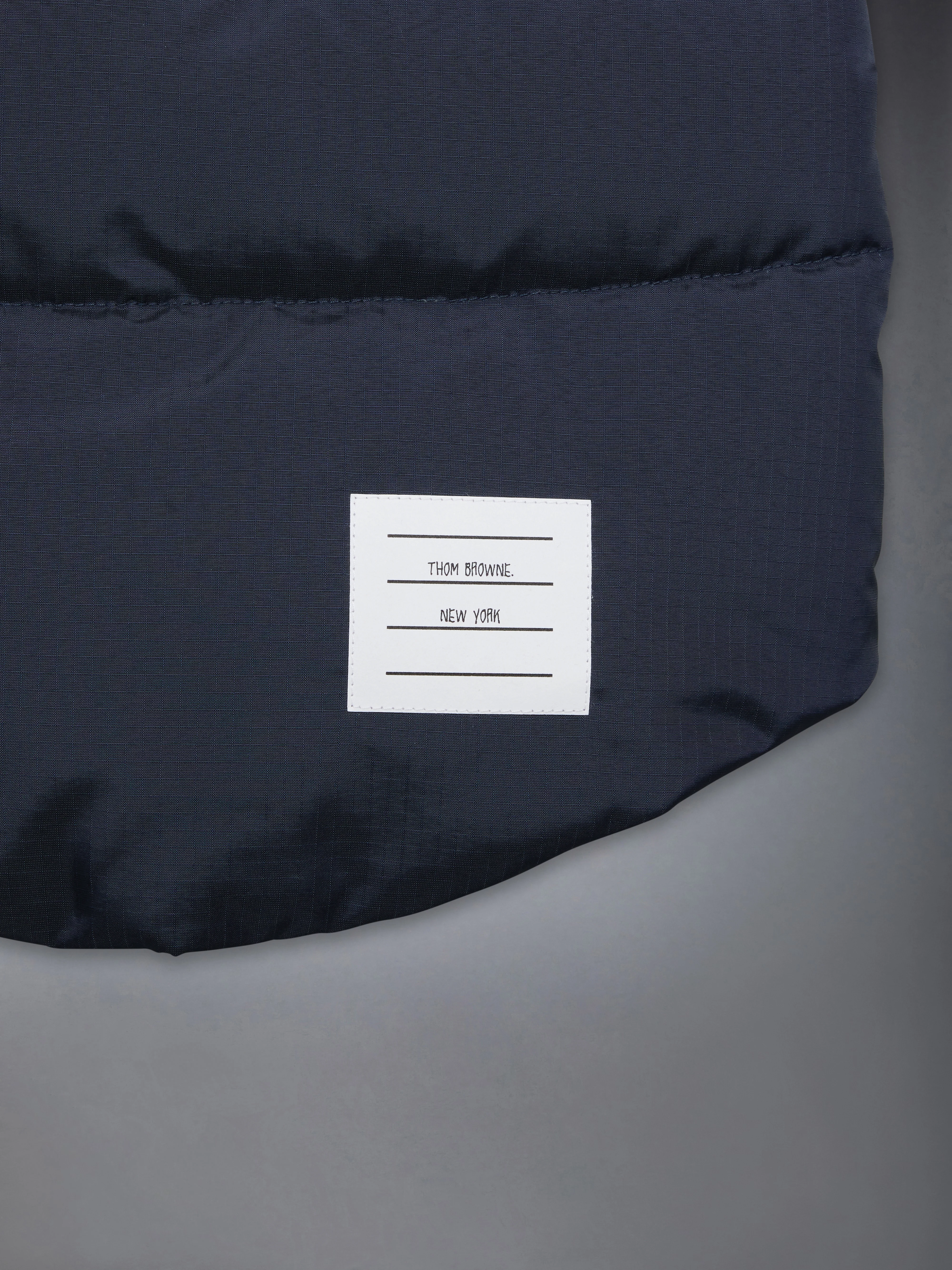 7683-hector-browne-poly-twill-football-dog-vest-4.webp HECTOR BROWNE POLY TWILL FOOTBALL DOG VEST