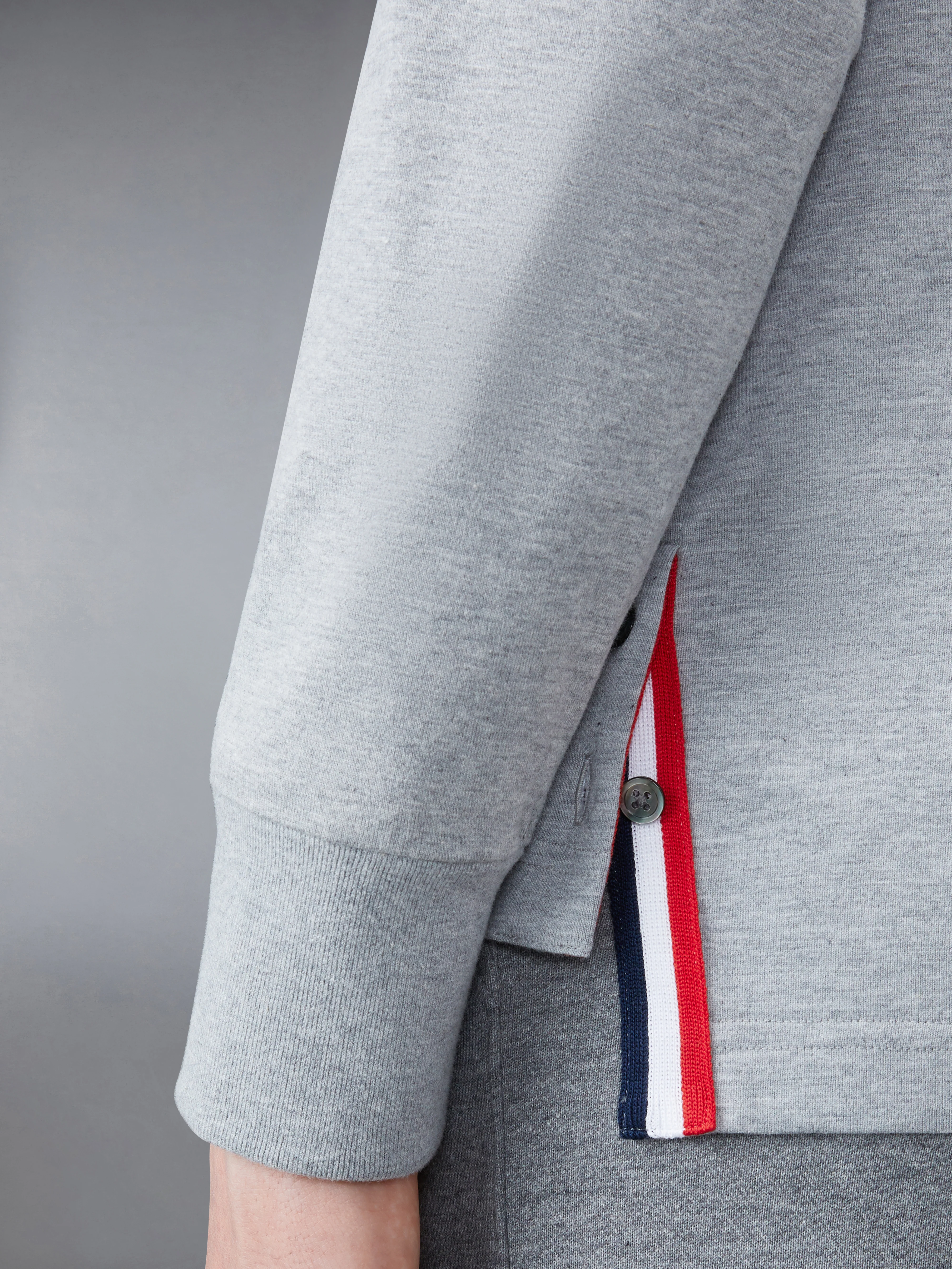 7951-jersey-4-bar-rugby-long-sleeve-tee-5.webp JERSEY 4-BAR RUGBY LONG SLEEVE TEE
