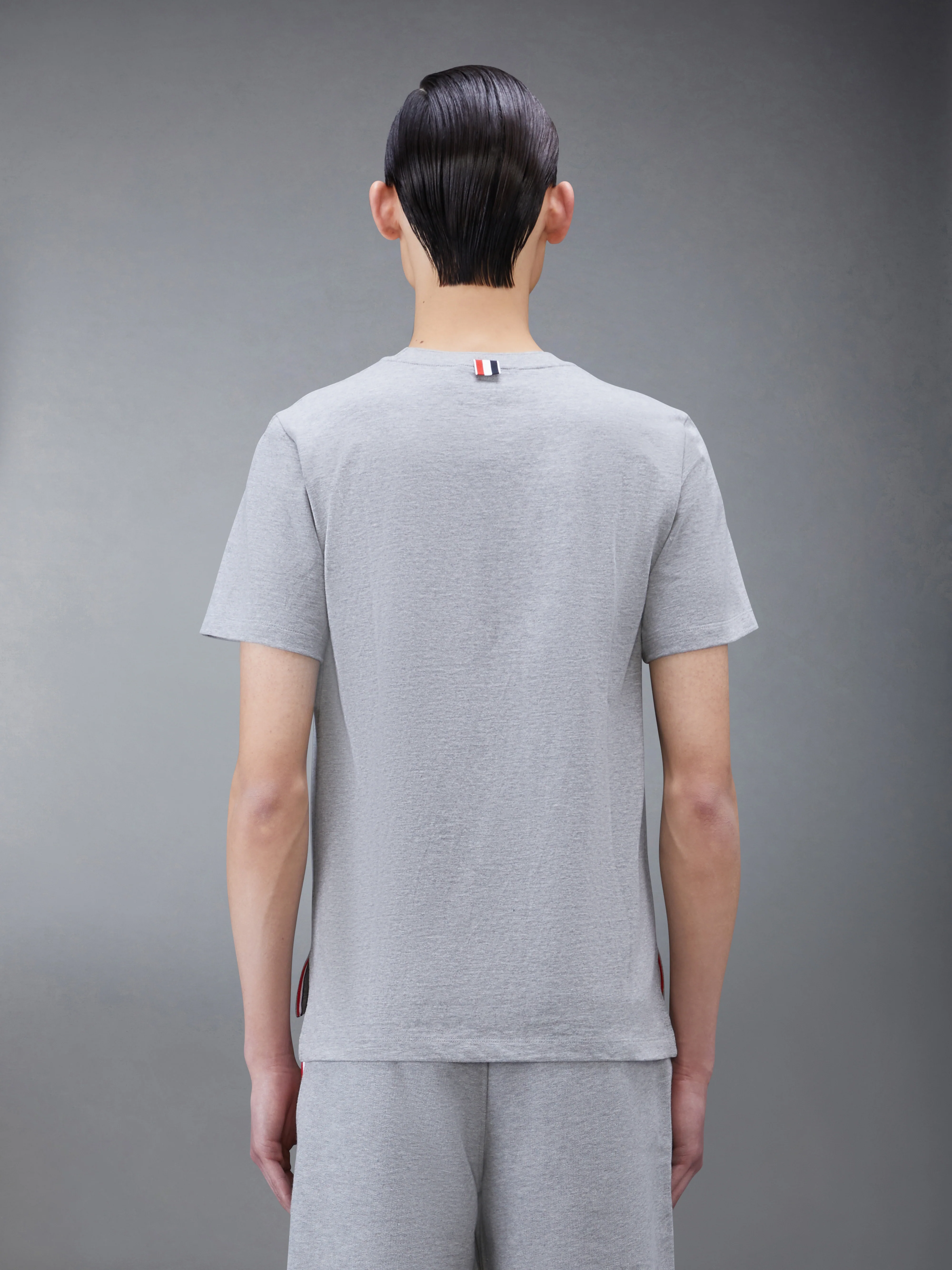 8028-jersey-relaxed-side-slit-tee-2.webp JERSEY RELAXED SIDE SLIT TEE