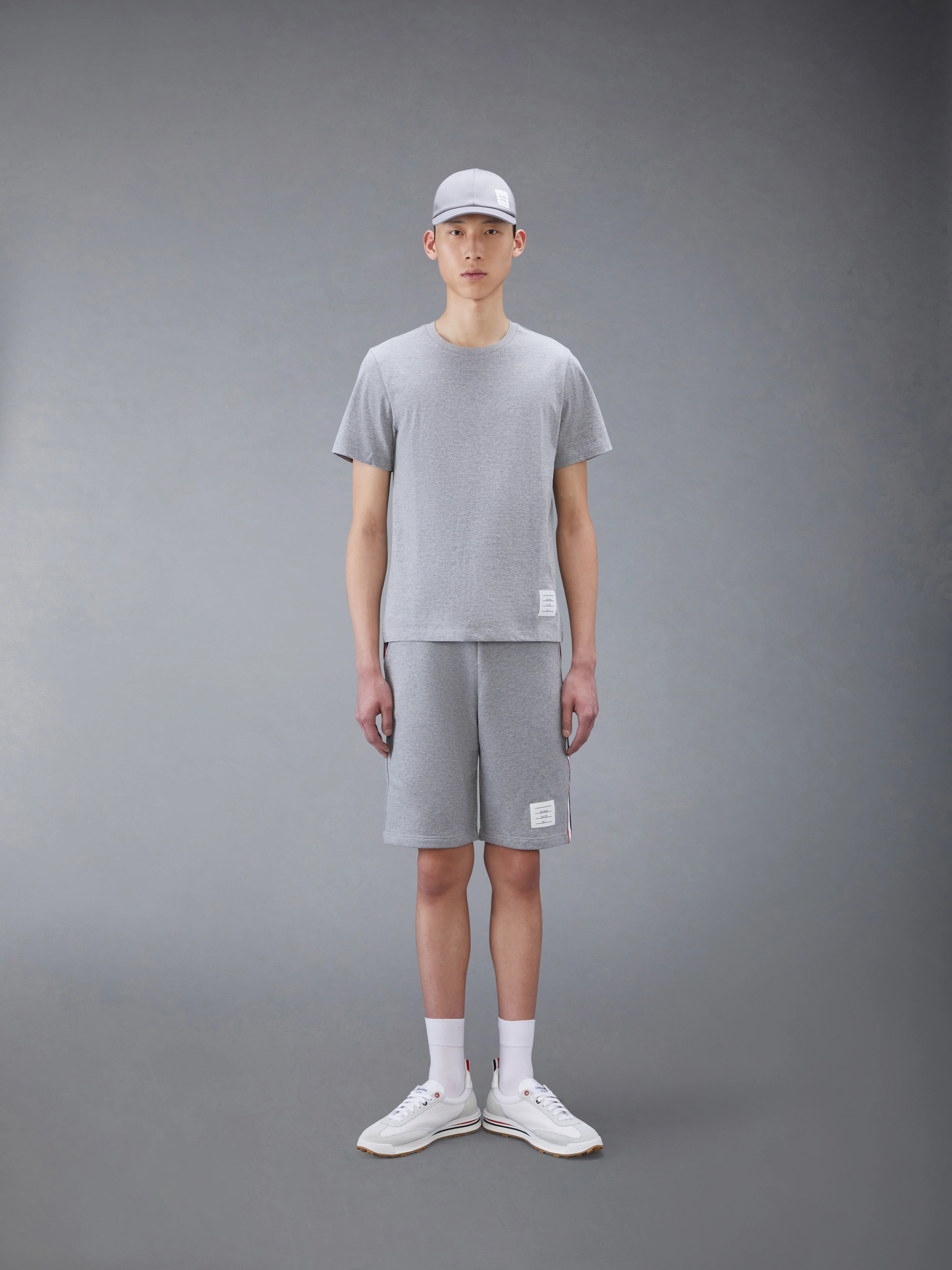 8028-jersey-relaxed-side-slit-tee-3.webp JERSEY RELAXED SIDE SLIT TEE