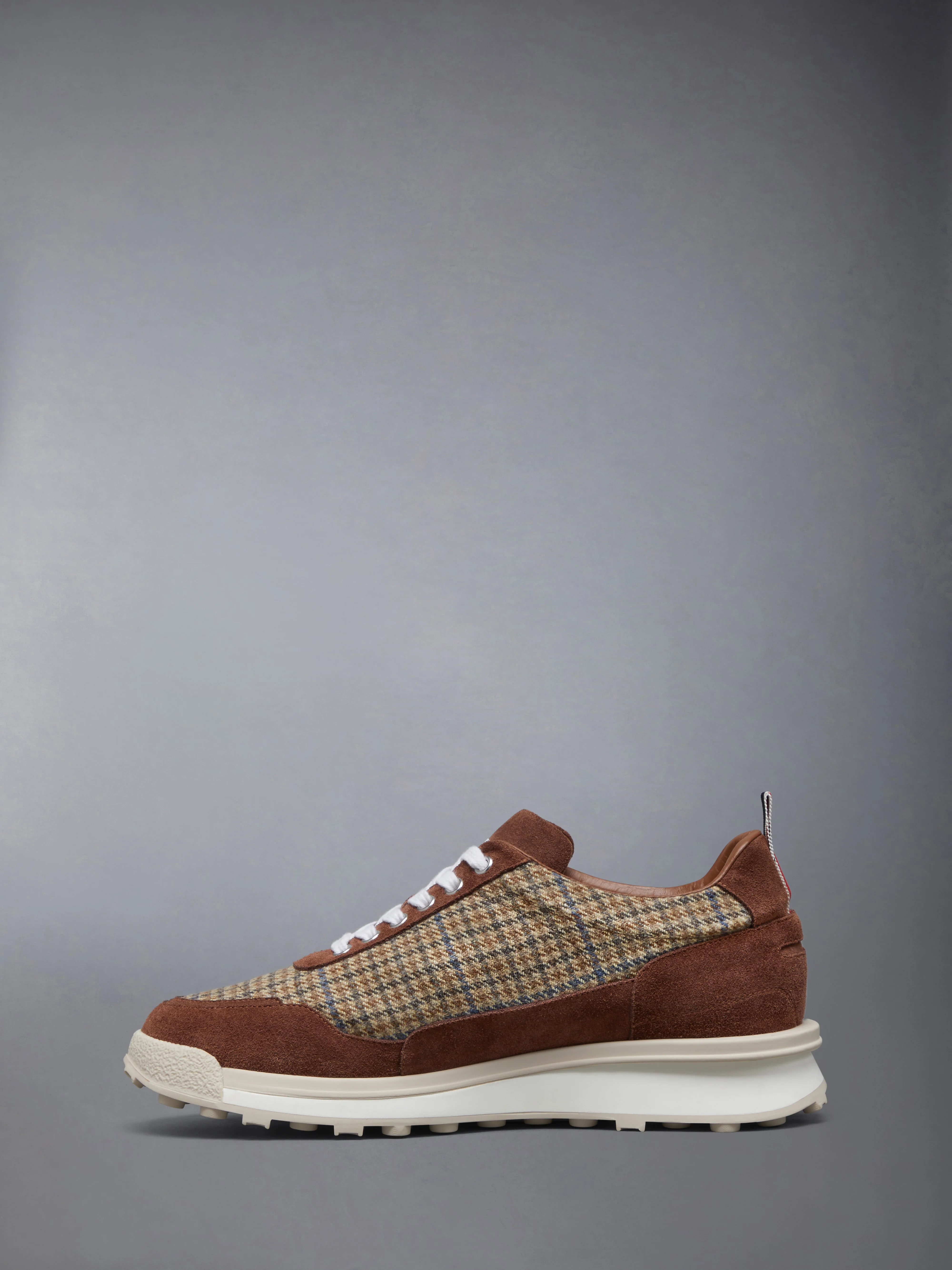 824-gunclub-check-cheviot-tweed-alumni-sneakers-3.webp GUNCLUB CHECK CHEVIOT TWEED ALUMNI SNEAKERS