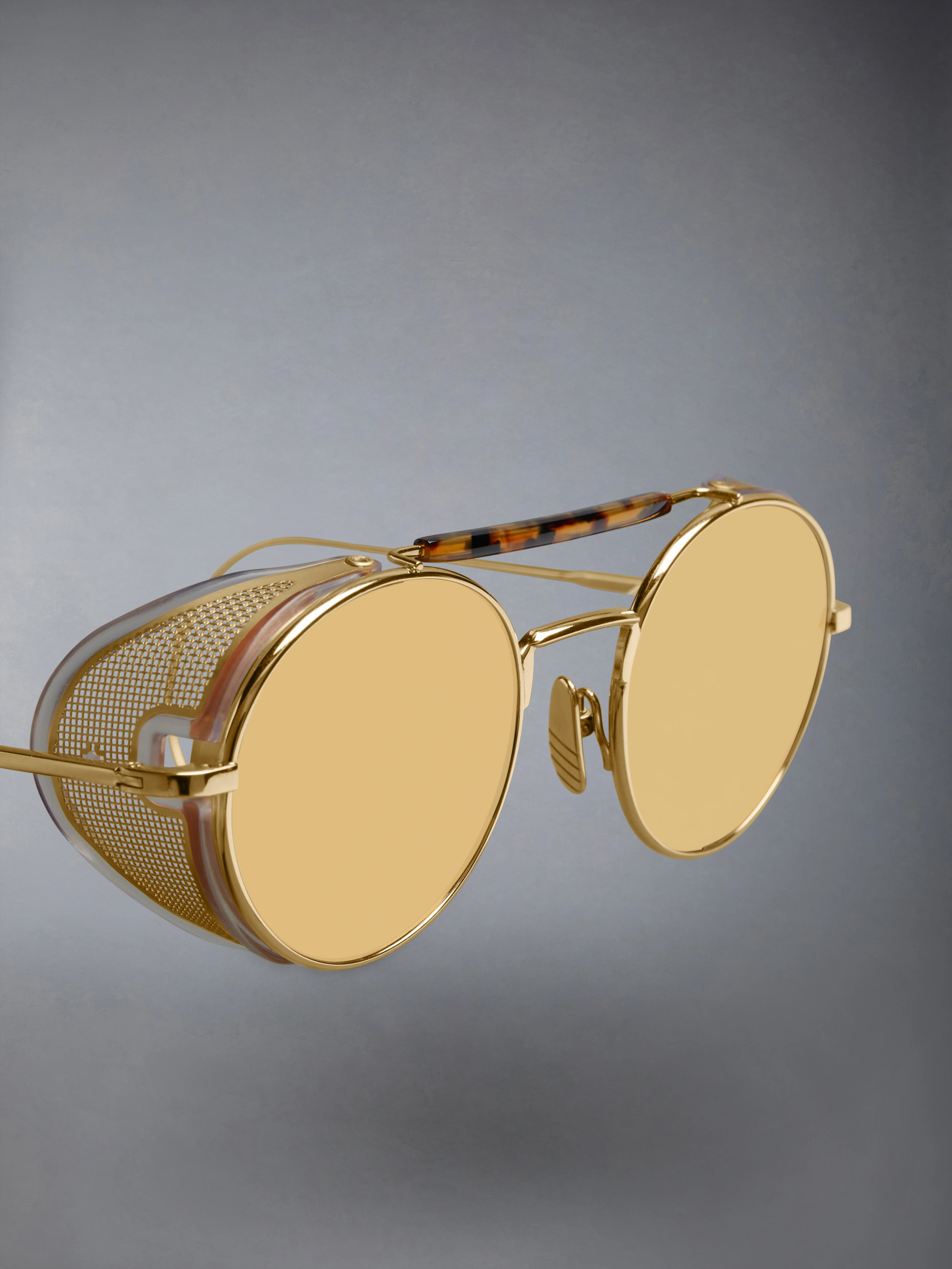 8340-limited-edition-acetate-and-titanium-round-sunglasses-5.webp LIMITED EDITION ACETATE AND TITANIUM ROUND SUNGLASSES